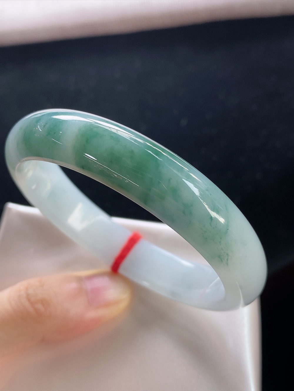 正圈飘花手镯，圈口尺寸54.8-12.2-7.3mm,914yd