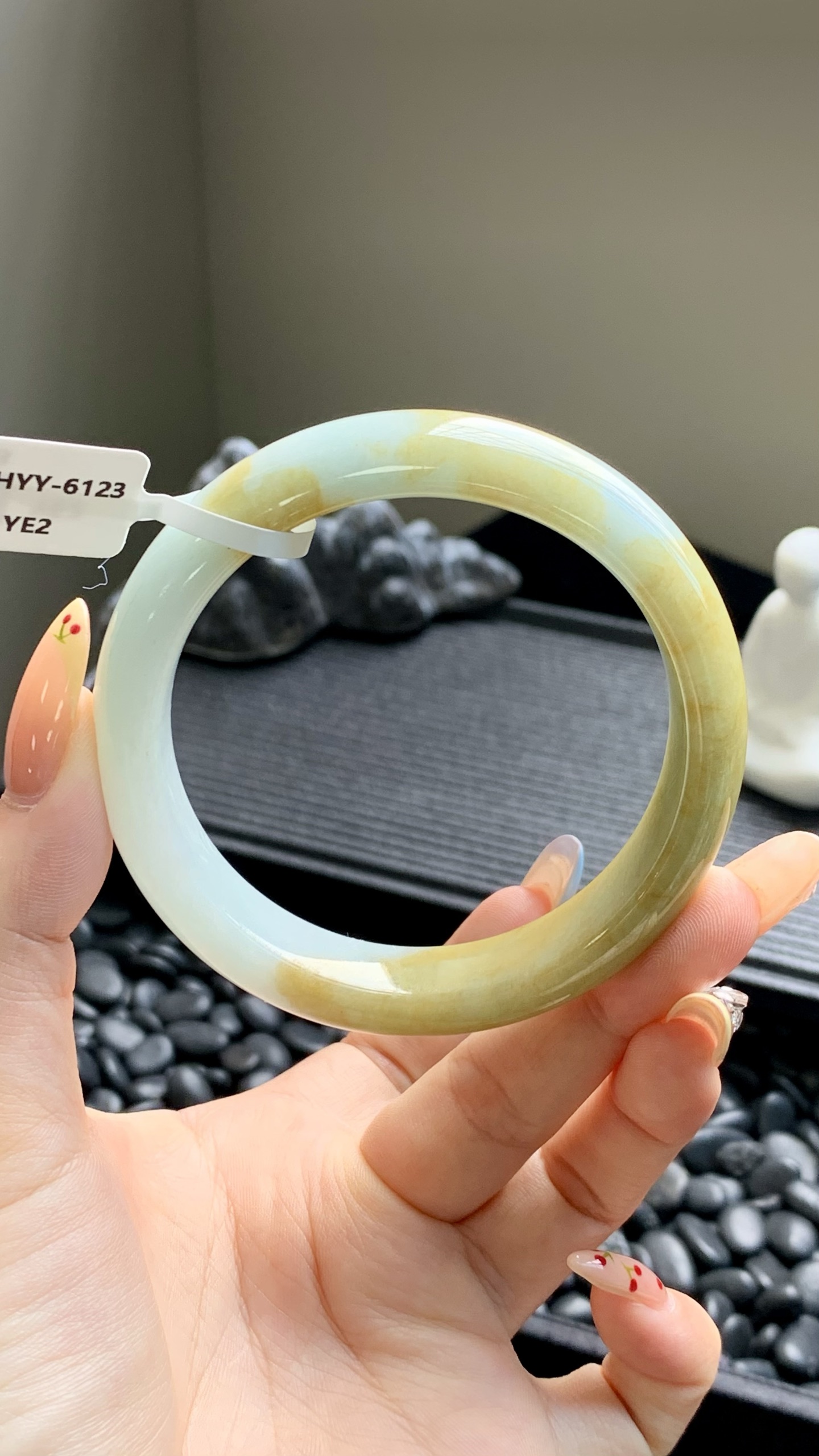 宽版黄翡正圈成品 HYY-6123 尺寸：57.5-14-8