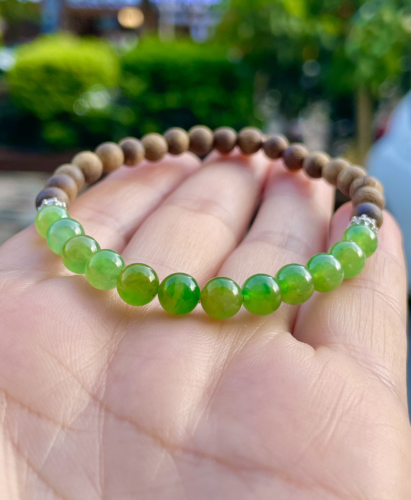 【冰种黄加绿圆珠手串】颜色丰富，更重要的是种水都很好，性价比很不错