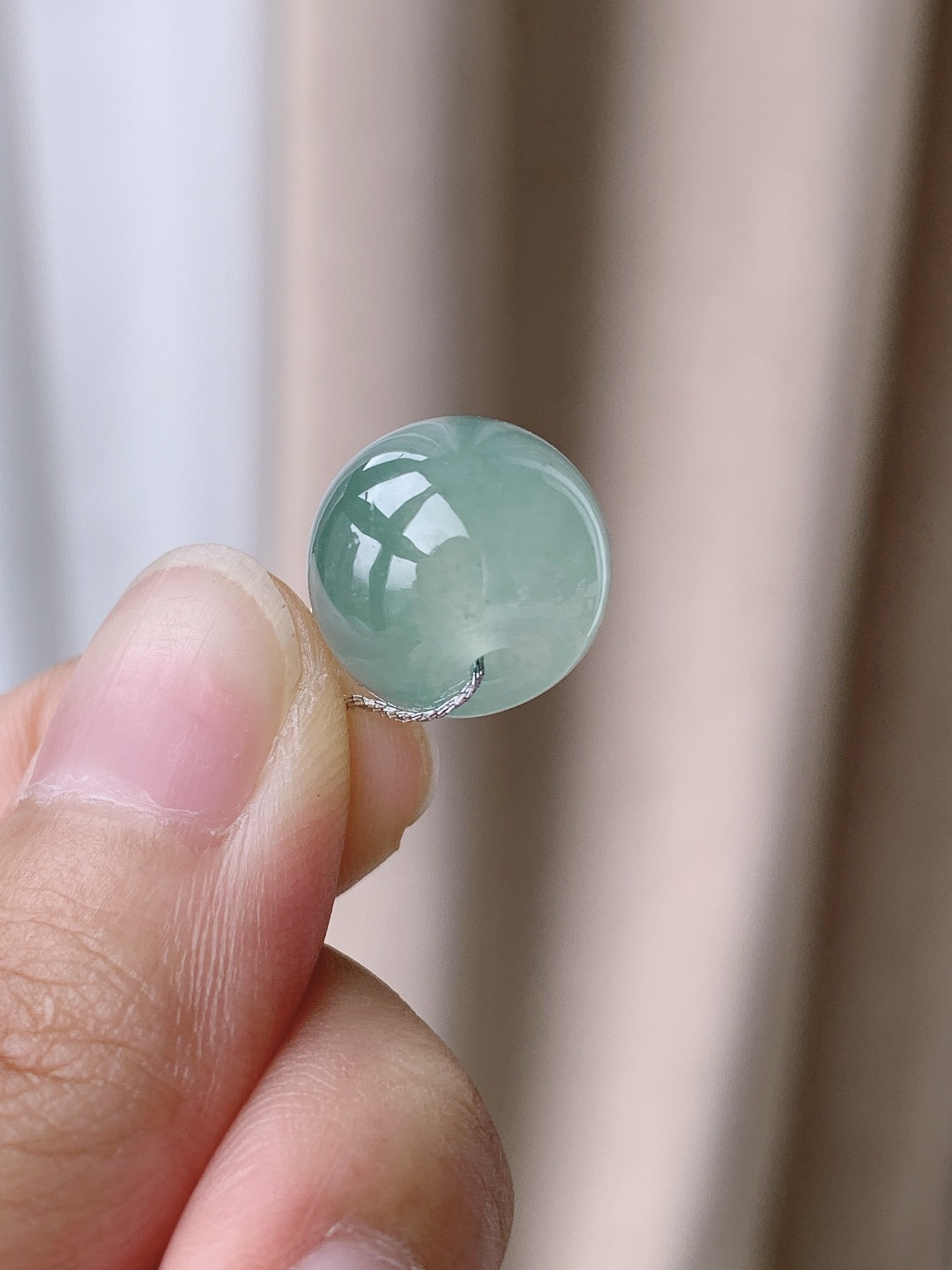 【珠子】冰晴水路路通珠子单珠 【说明】缅甸 性比高 【尺寸】14.4-11.7mm 【重量】5克