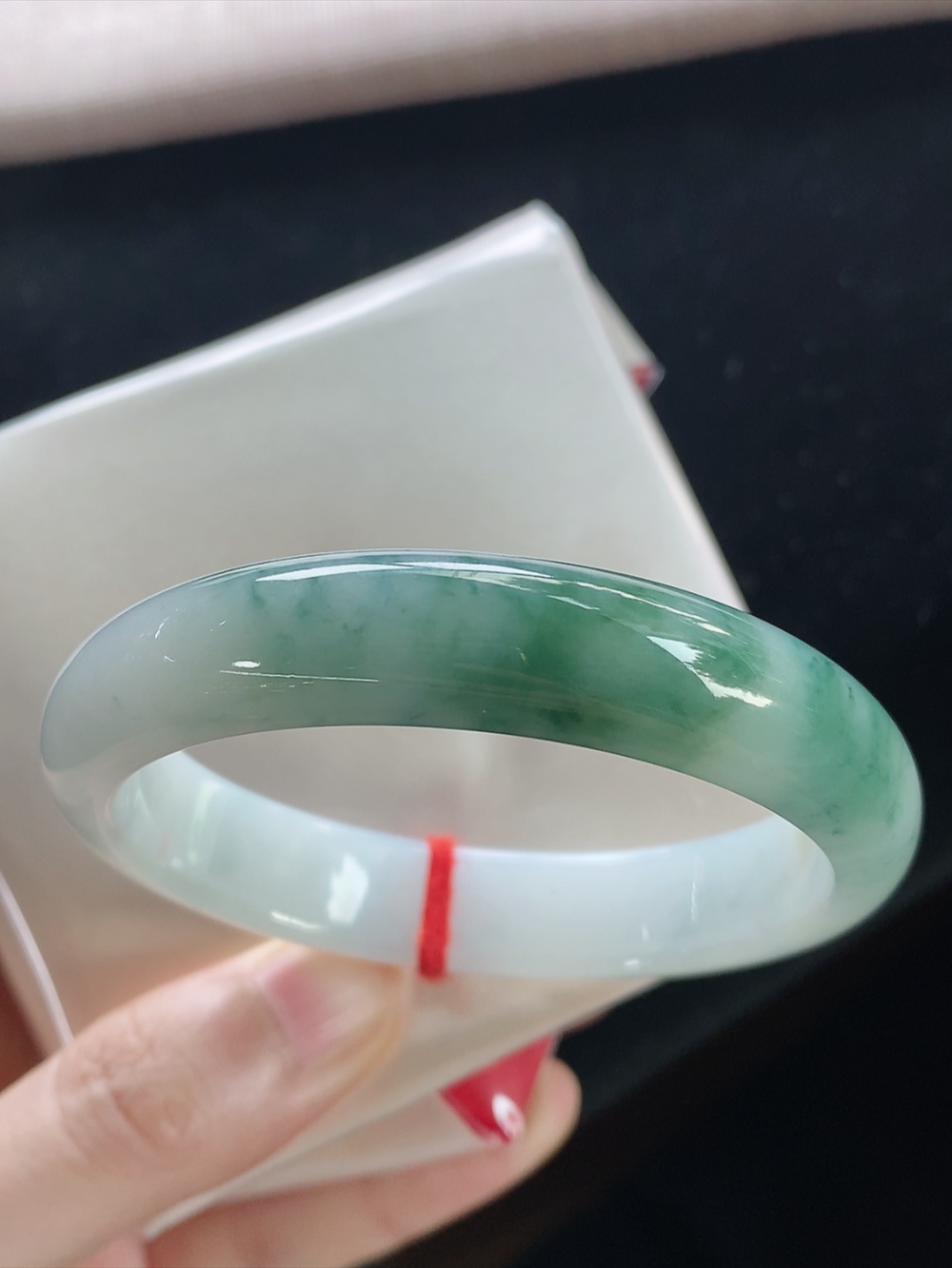 正圈飘花手镯，圈口尺寸54.8-12.2-7.3mm,914yd