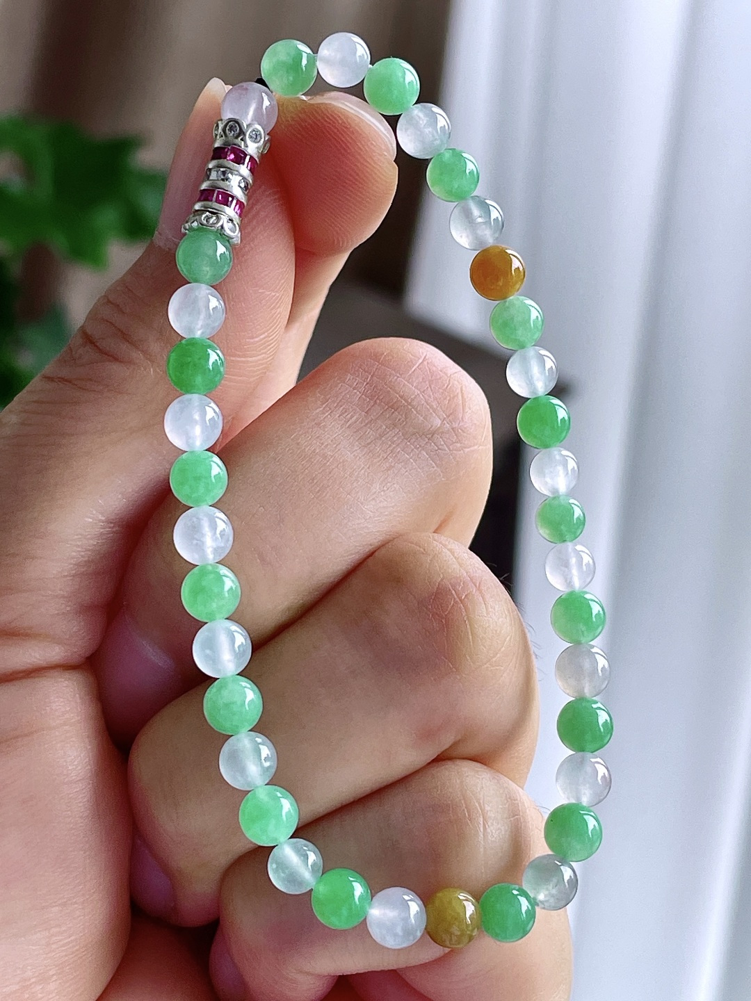 【珠子】冰多宝手链圆珠珠子手链 【说明】缅甸 性比高 【尺寸】5mm 【重量】8.4克