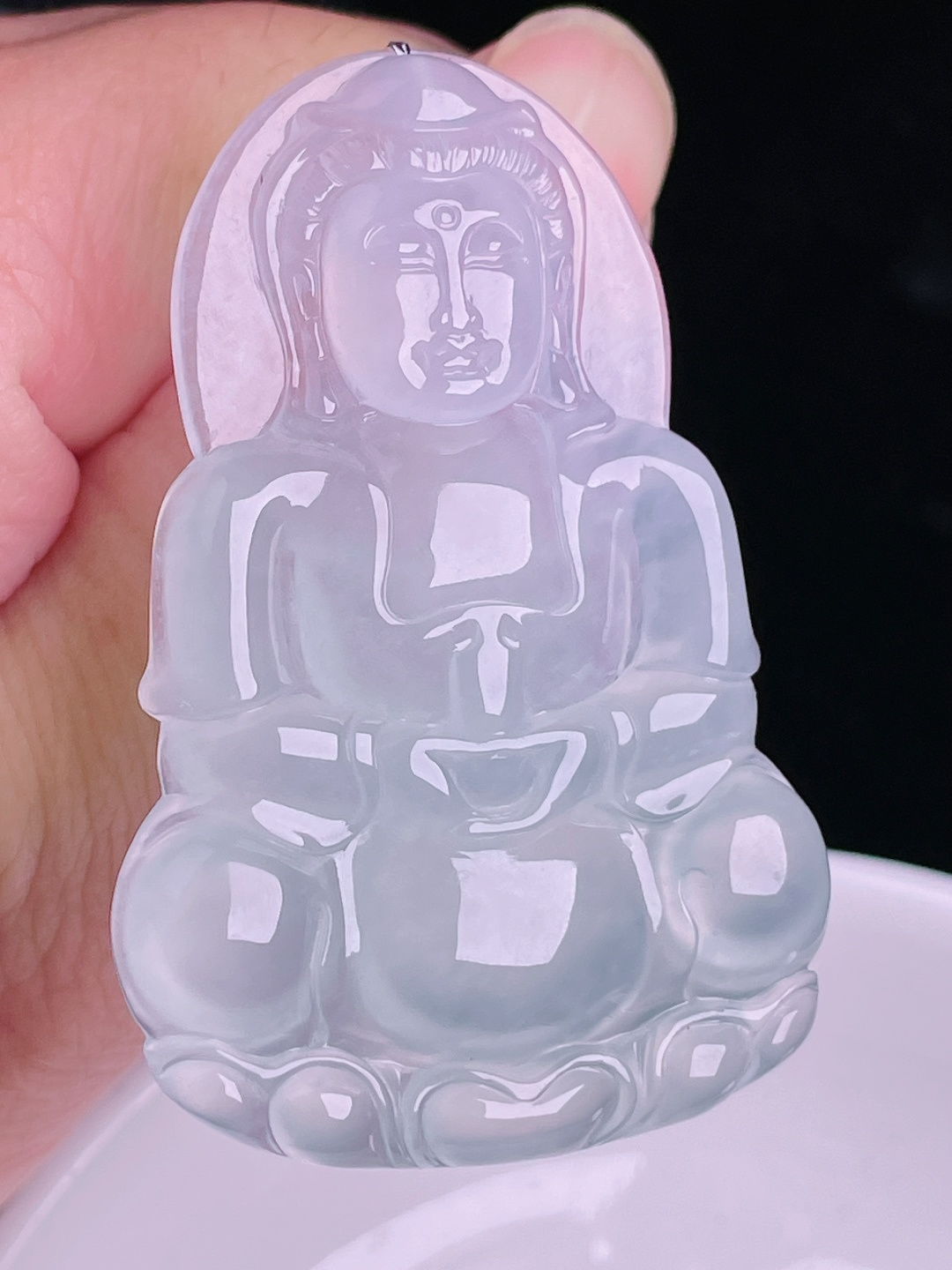 冰种观音，老种起光，细底通透，尺寸：55/37/6.3mm0915