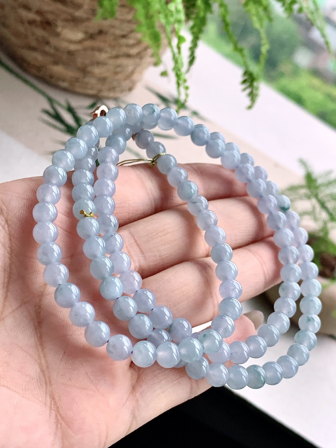 【珠子】️冰紫底珠链圆珠子珠链 【说明】缅甸 性比高 【尺寸】5.8，32cm 【重量】40克