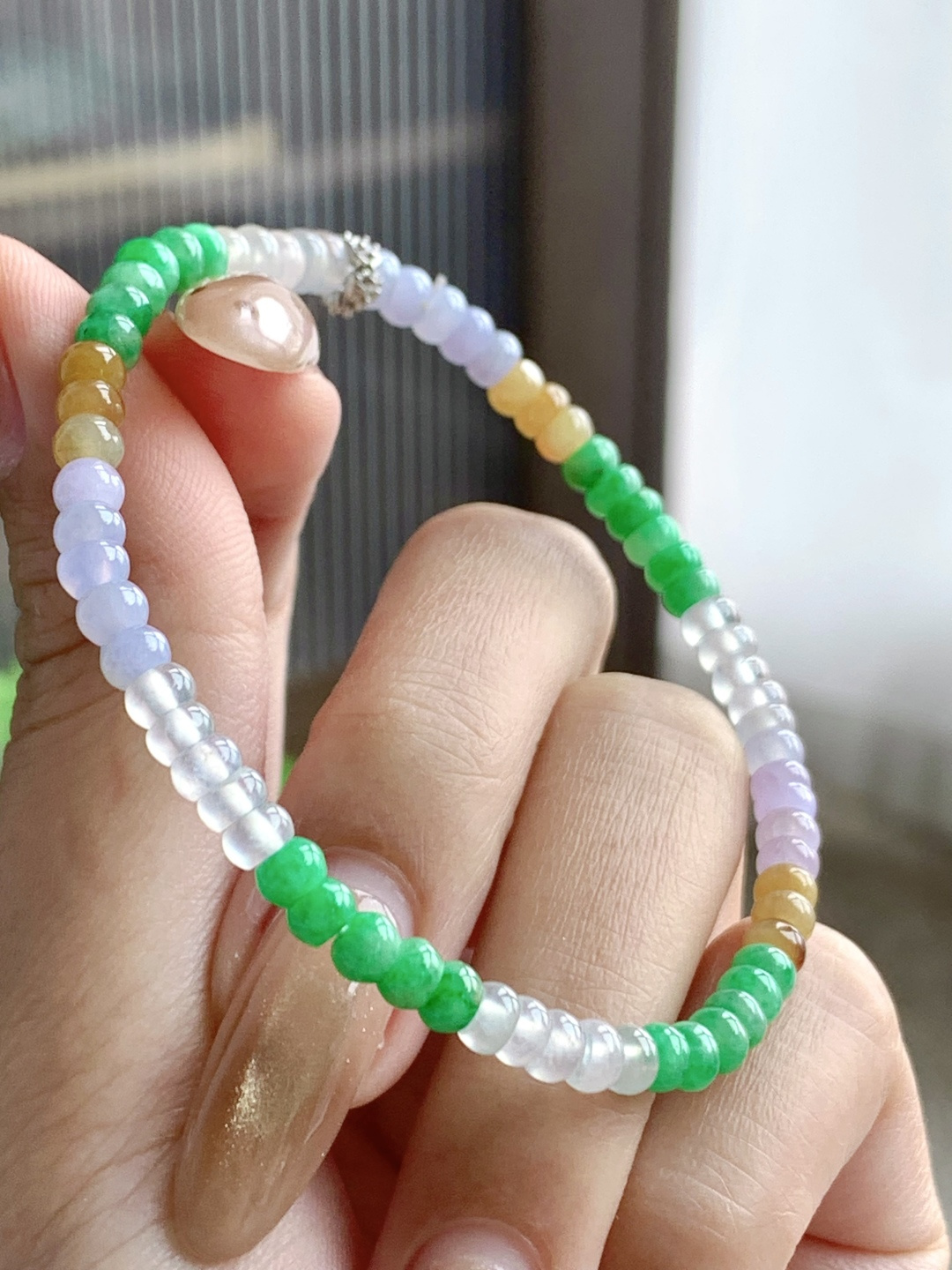 【珠子】🫧冰多宝手串算盘珠手串 【说明】缅甸 性比高 【尺寸】4.3-3mm 【重量】7.4克