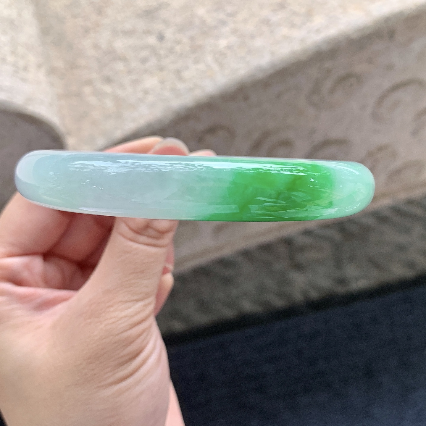 圆条61 62 圈口62/12.3/12.2 编码BA091622 糯冰椿彩，水润，种老，细腻，有纹线
