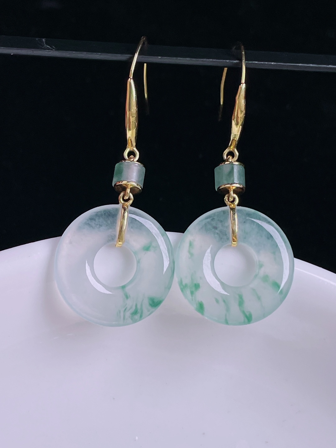 ️飘花耳坠，18k镶嵌，老种起光，细底通透，尺寸：32.7裸石14.4/2.5mm0915