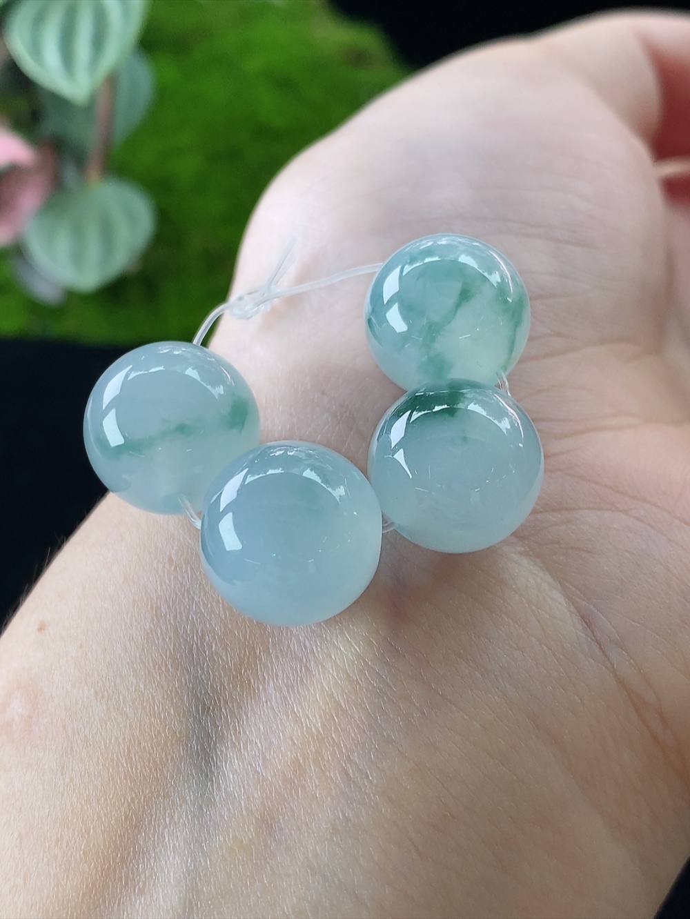 冰飘花玉珠一首，尺寸12.1-12.5mm, 916gyf8