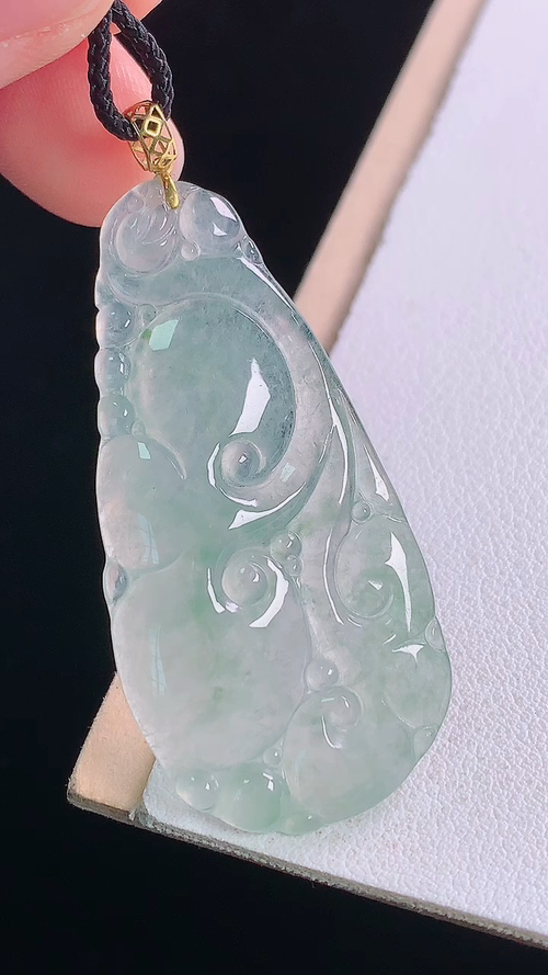 ️18K冰种如意吊坠，无裂，尺寸:51.0-45.4-22.2-3.6mm 11