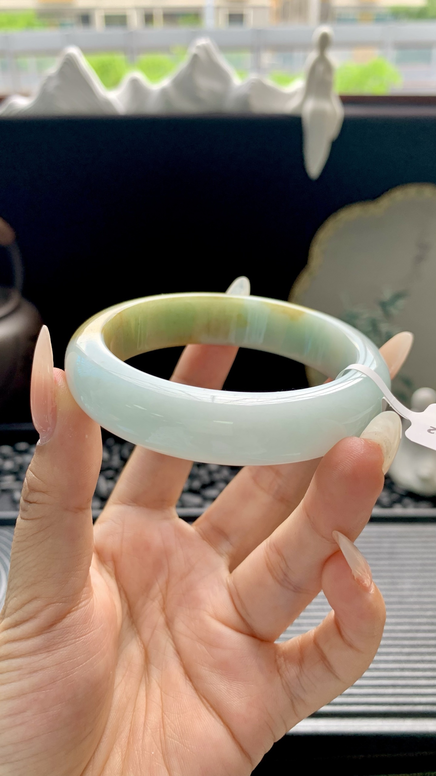 宽版黄翡正圈手镯成品 HY-7722 尺寸：56-14-8