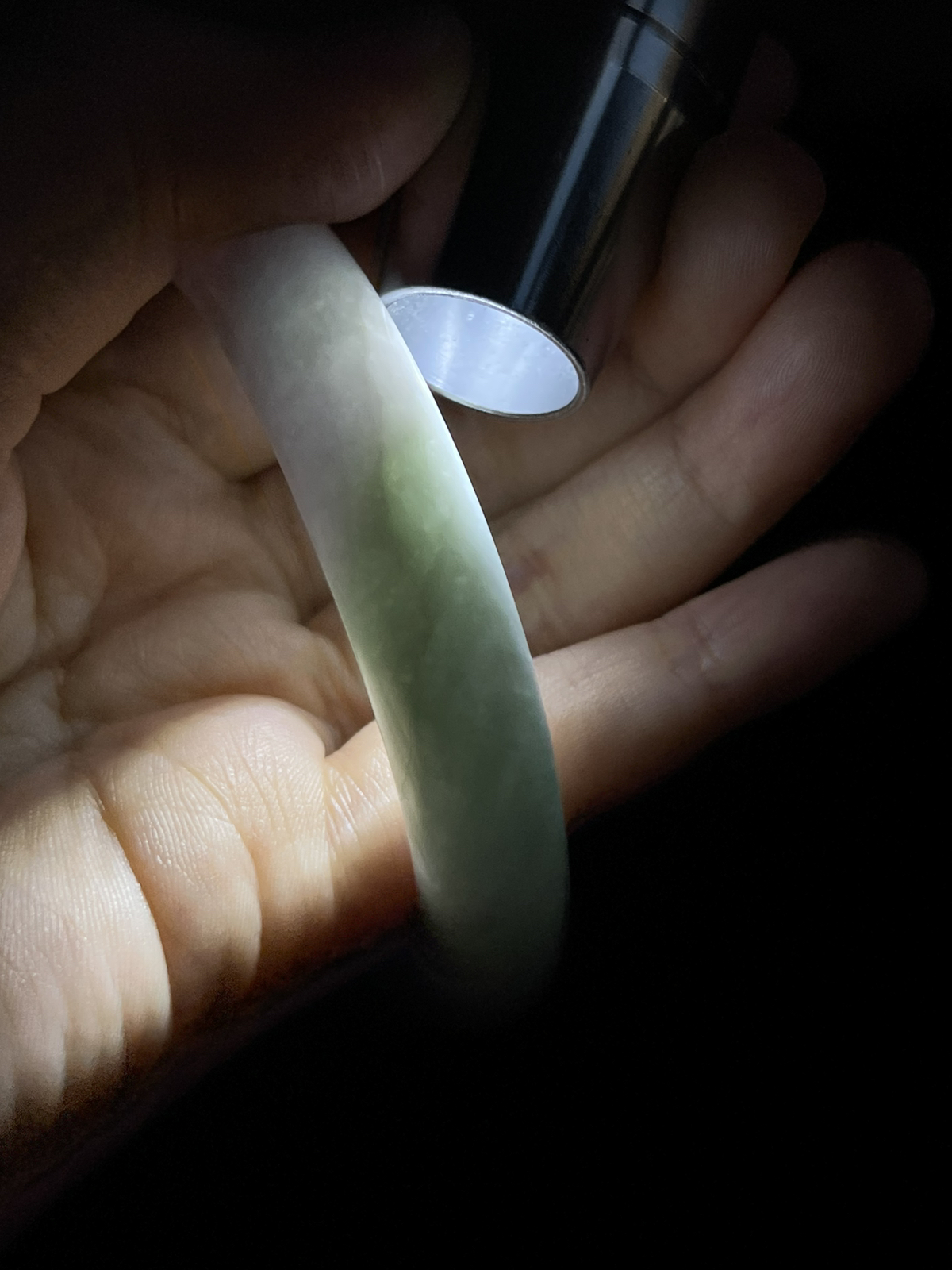 正圈57圈口，翡翠手镯