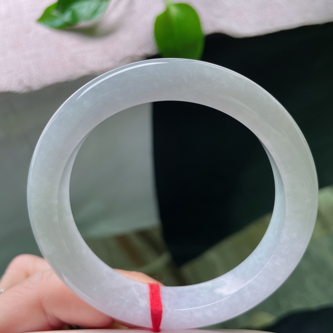 56.7/12.3/9.1，淡春彩正圈，当淡绿的新芽遇见淡紫的薄雾，便在腕间开出了一个最温柔的梦。无裂，ss59236a
