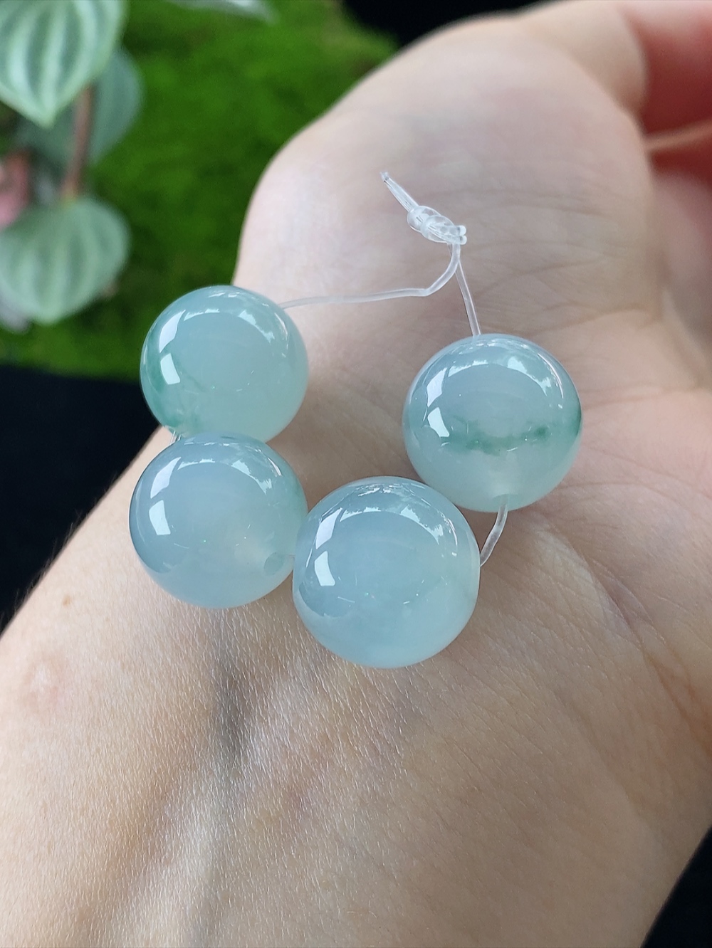 冰飘花玉珠一首，尺寸12.1-12.5mm, 916gyf8