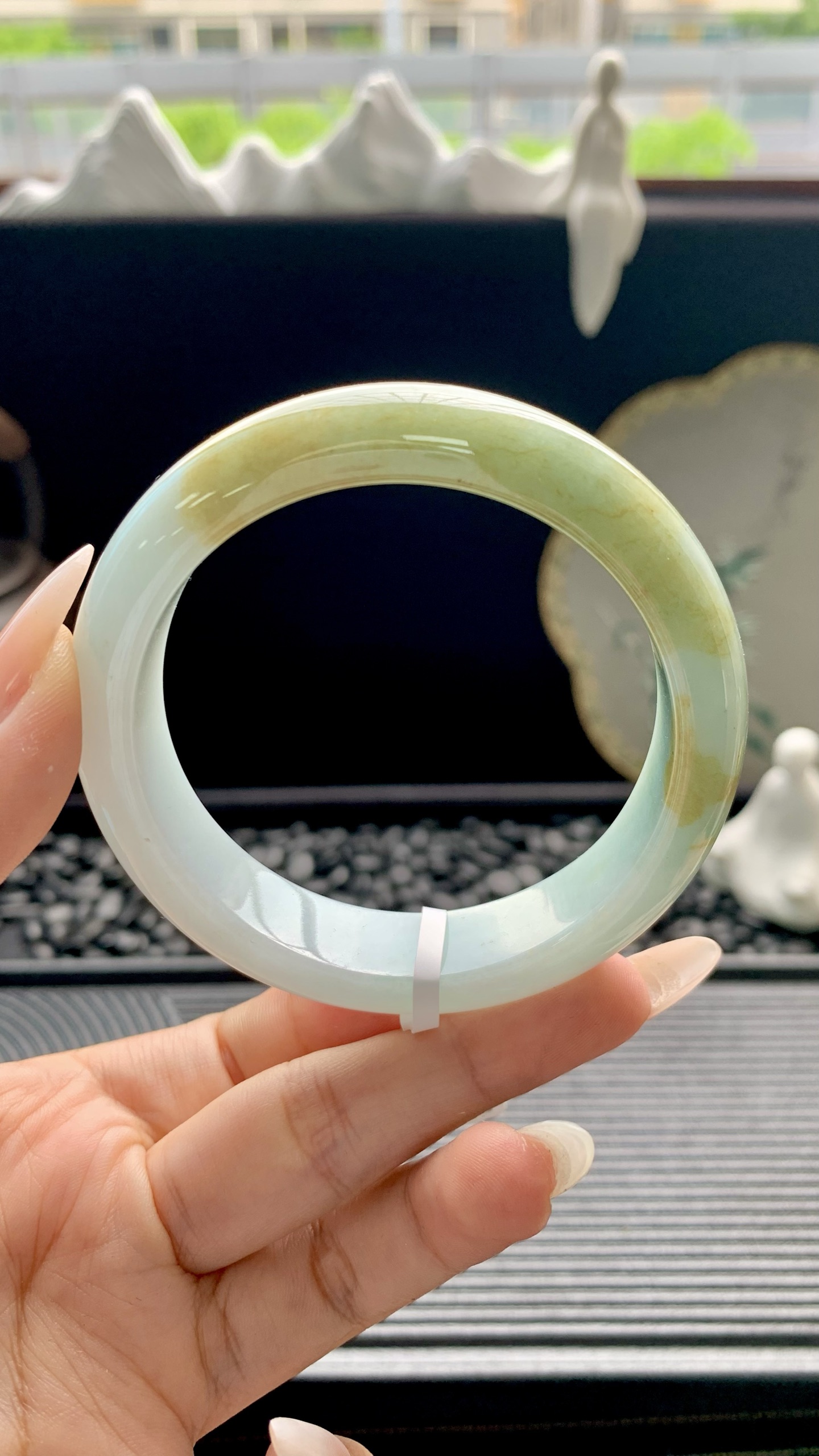 宽版黄翡正圈手镯成品 HY-7722 尺寸：56-14-8
