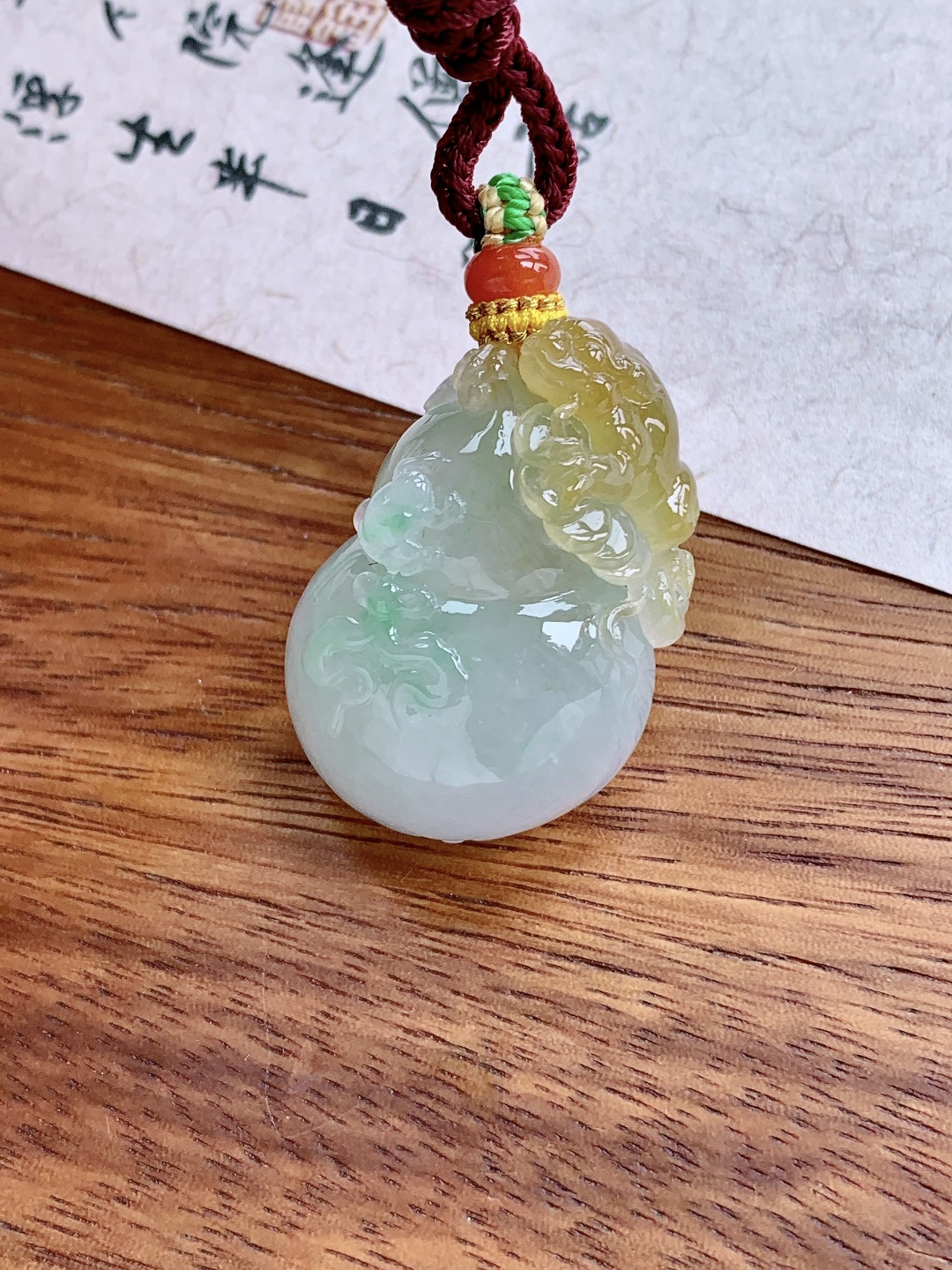 【裸石】冰飘黄翡葫芦福禄吊坠 【说明】缅甸 性比高 立体 超厚 【尺寸】36-25-15 【重量】25.5克
