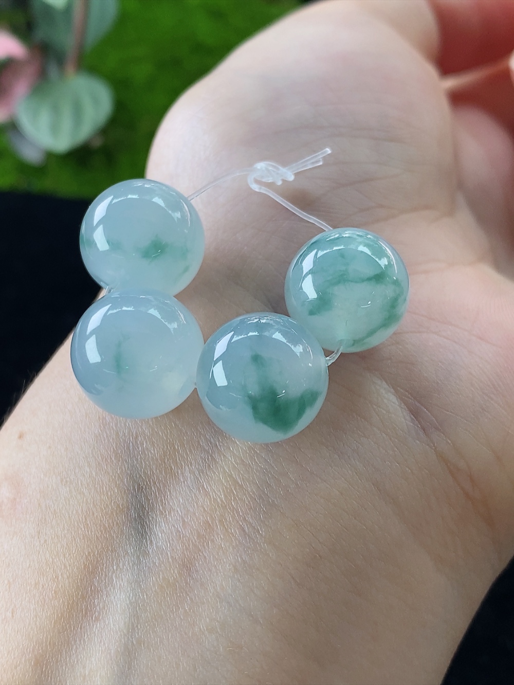 冰飘花玉珠一首，尺寸12.1-12.5mm, 916gyf8