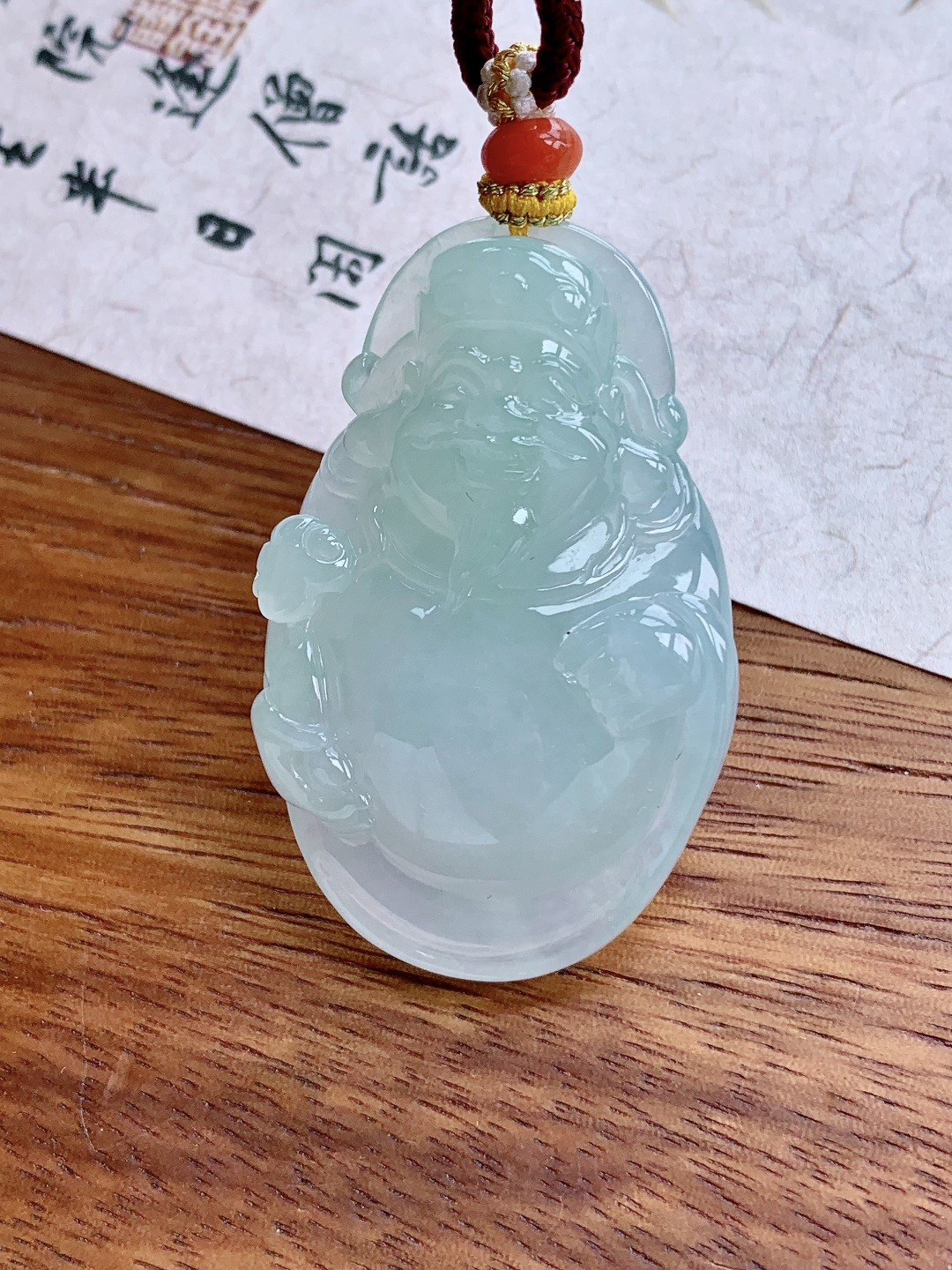 【裸石】冰晴底财神爷吊坠 【说明】缅甸 性比高 超厚 【尺寸】48.6-30.4-11.4 【重量】31克