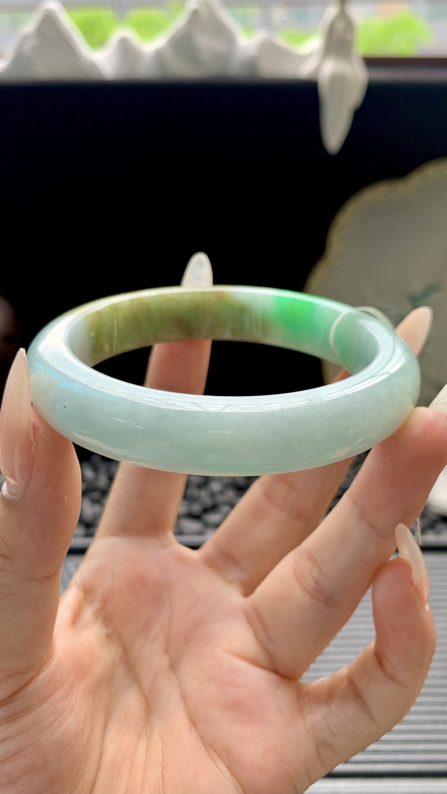 黄加绿正圈手镯成品 HY-2328 尺寸：57-12.5-8.5