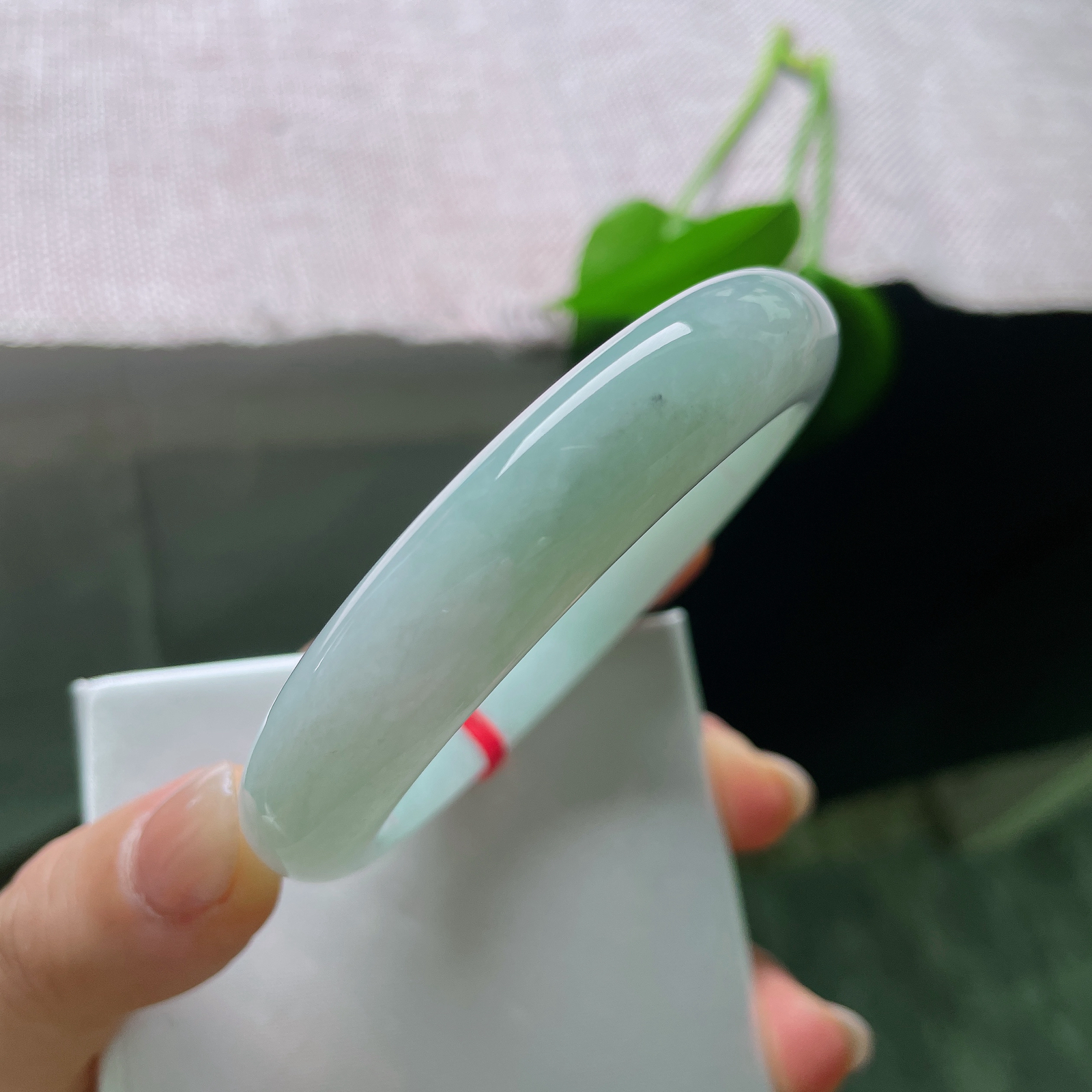 秒杀放漏，56.3/12.7/8.5绿底正圈，水润细腻，温婉可人，婉间风华，贵气，无裂，ss59172a
