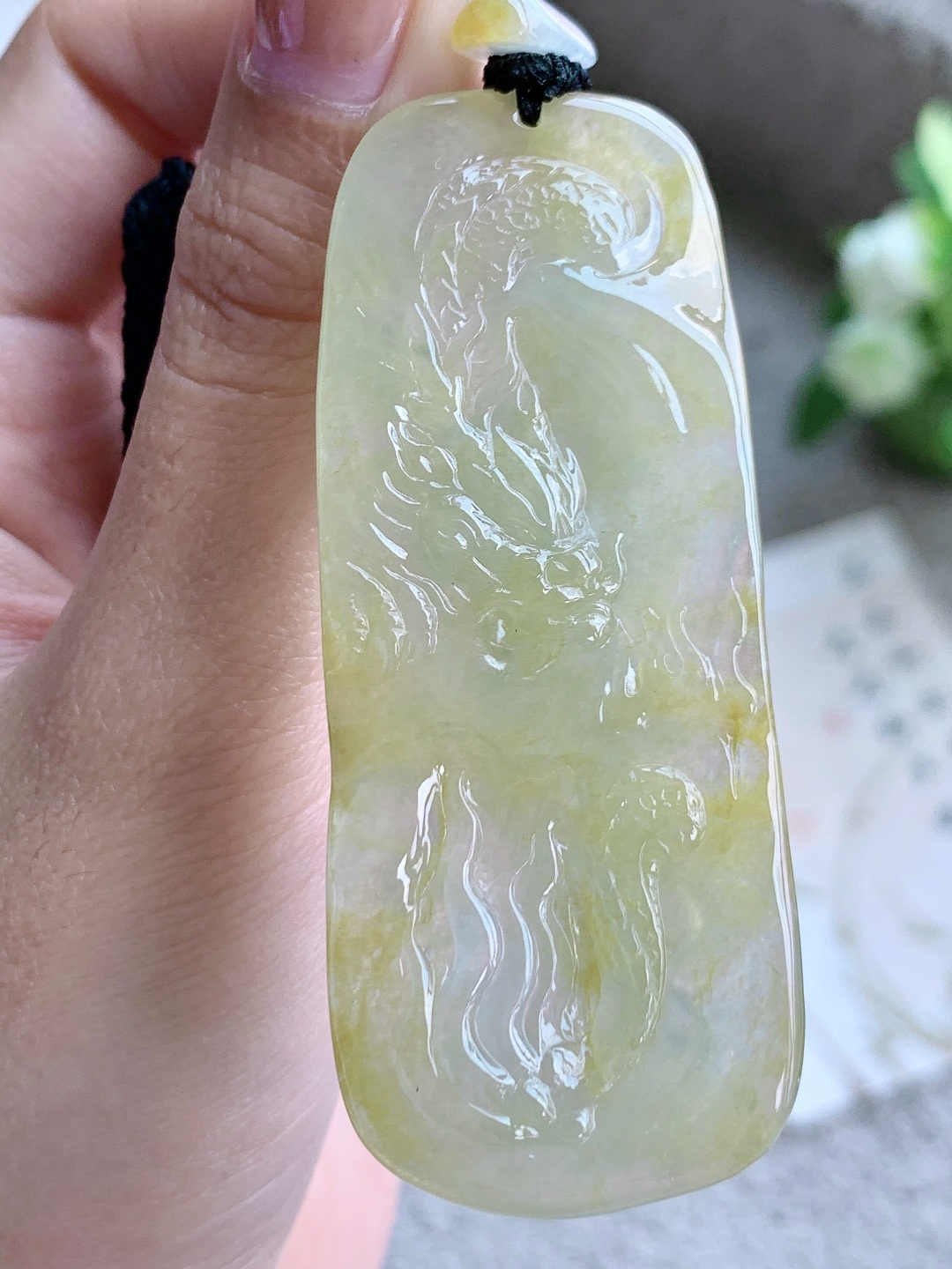 【裸石】🫧冰飘黄翡站观音牌吊坠 【说明】缅甸 性比高 厚装 【尺寸】71-28-6.6 【重量】28.4克