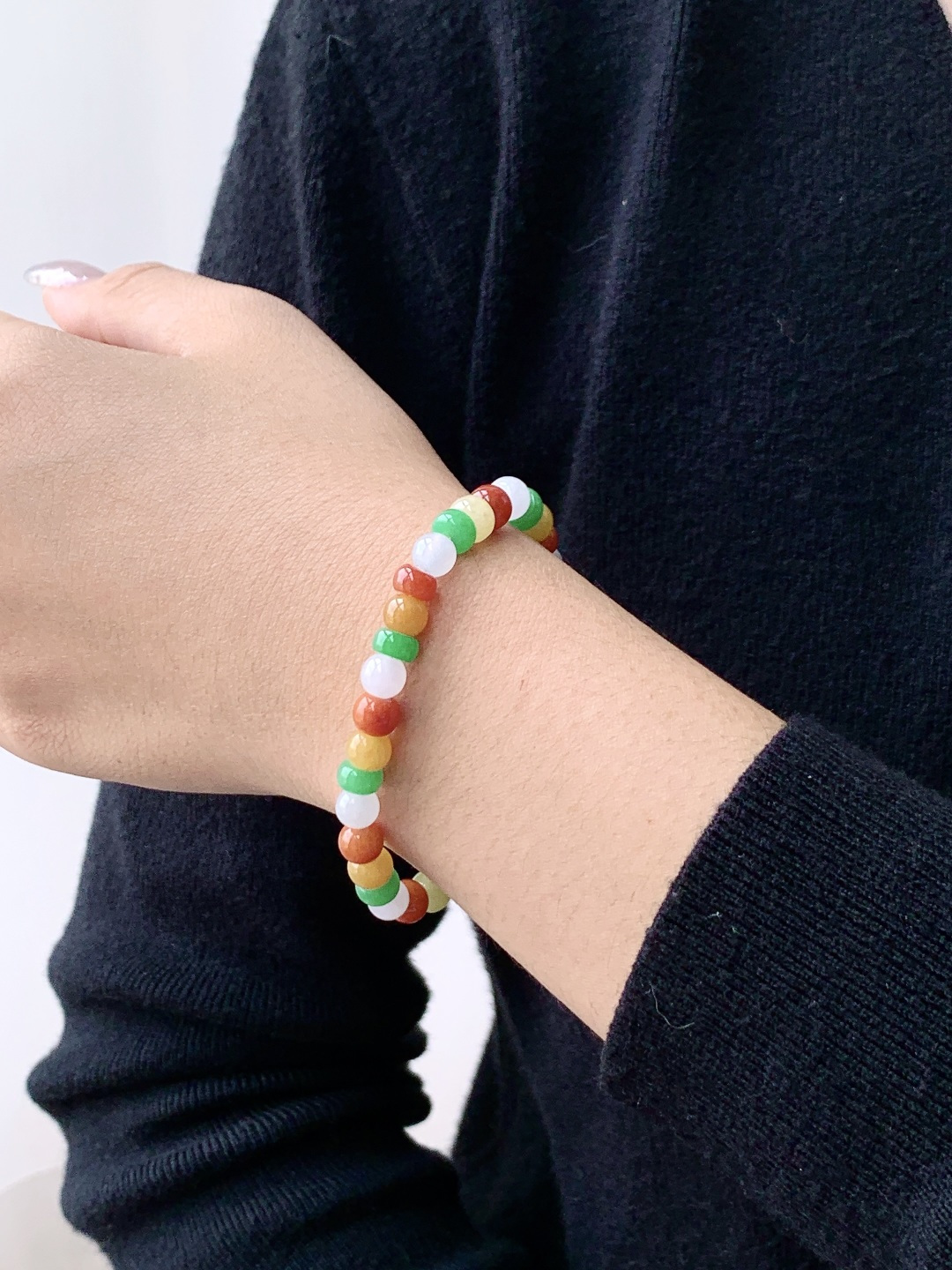 【珠子】🫧糯冰多宝手串算盘珠手串 【说明】缅甸 性比高 【尺寸】6.5mm 【重量】14.5克