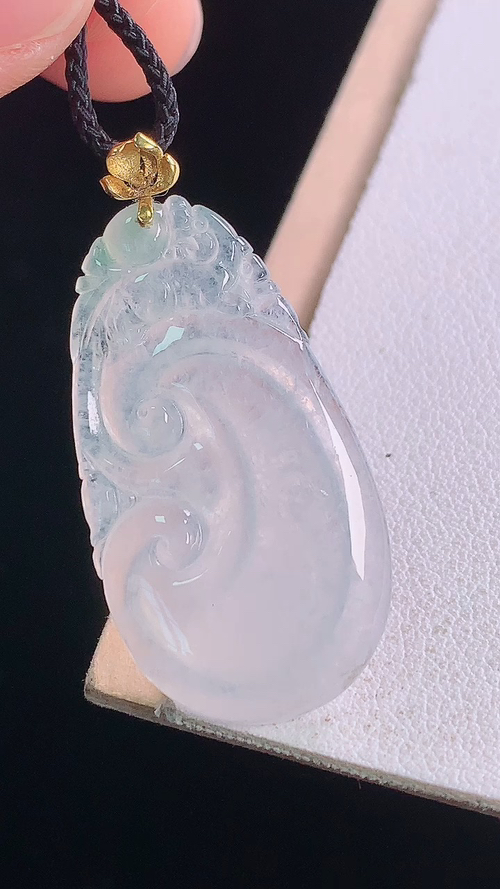 ️18K冰种如意吊坠，无裂 尺寸:37.2-32.5-17.9-3.3mm 11