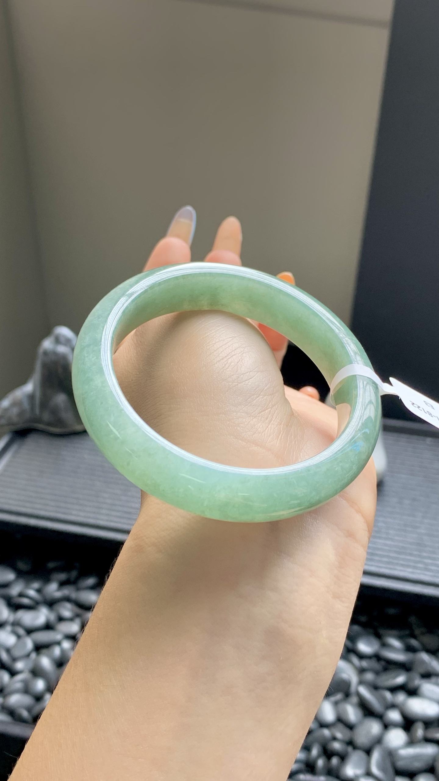 湖水绿正圈手镯成品 YH-8122 尺寸：53-12.5-8