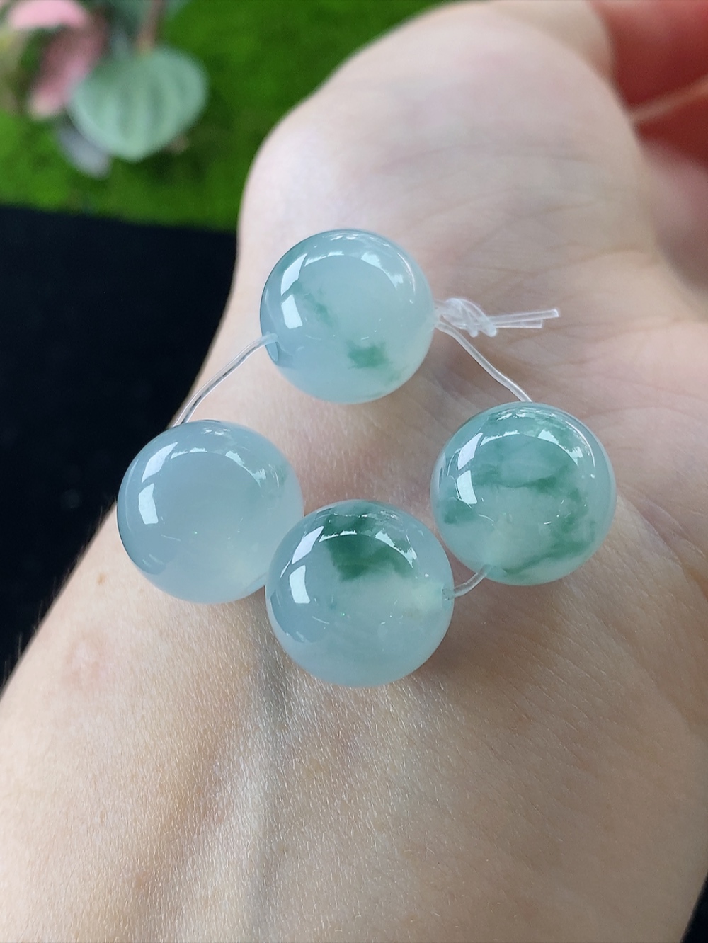 冰飘花玉珠一首，尺寸12.1-12.5mm, 916gyf8