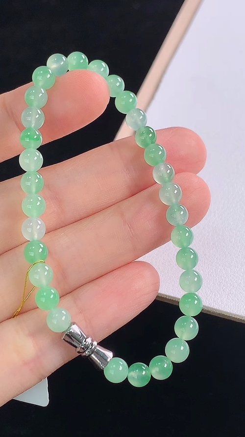 ️冰飘绿手链，尺寸:6.0-6.0mm 13
