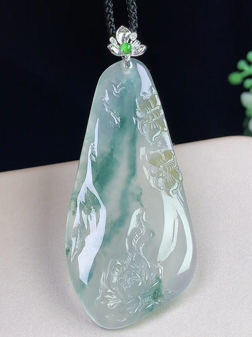 18k金镶冰飘双彩鸟语花香，无裂，尺寸52-23.9-4.2mm，j16lwh6