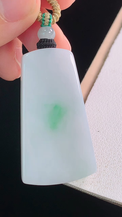 ️冰飘绿无事牌，无裂，尺寸:41.4-23.3-5.7mm 14