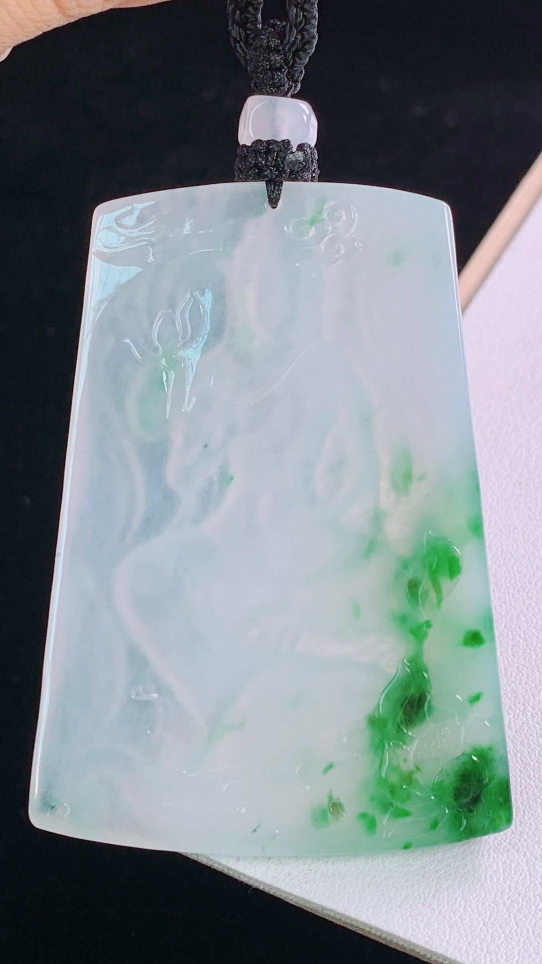️高品质，冰飘绿普贤观音，翠色灵动，水润清透，无裂，尺寸:69.8-50.6-5.7mm 14