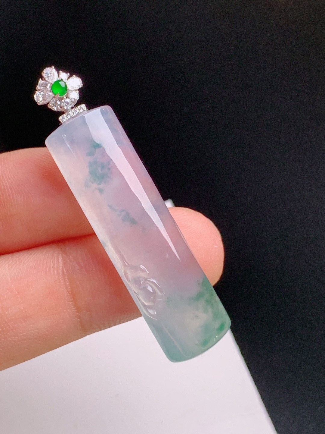 ️ 冰种飘花方牌吊坠，冰润飘逸，花色清雅，平安顺遂 裸石37.5-10.6-5 整体45.3 530914