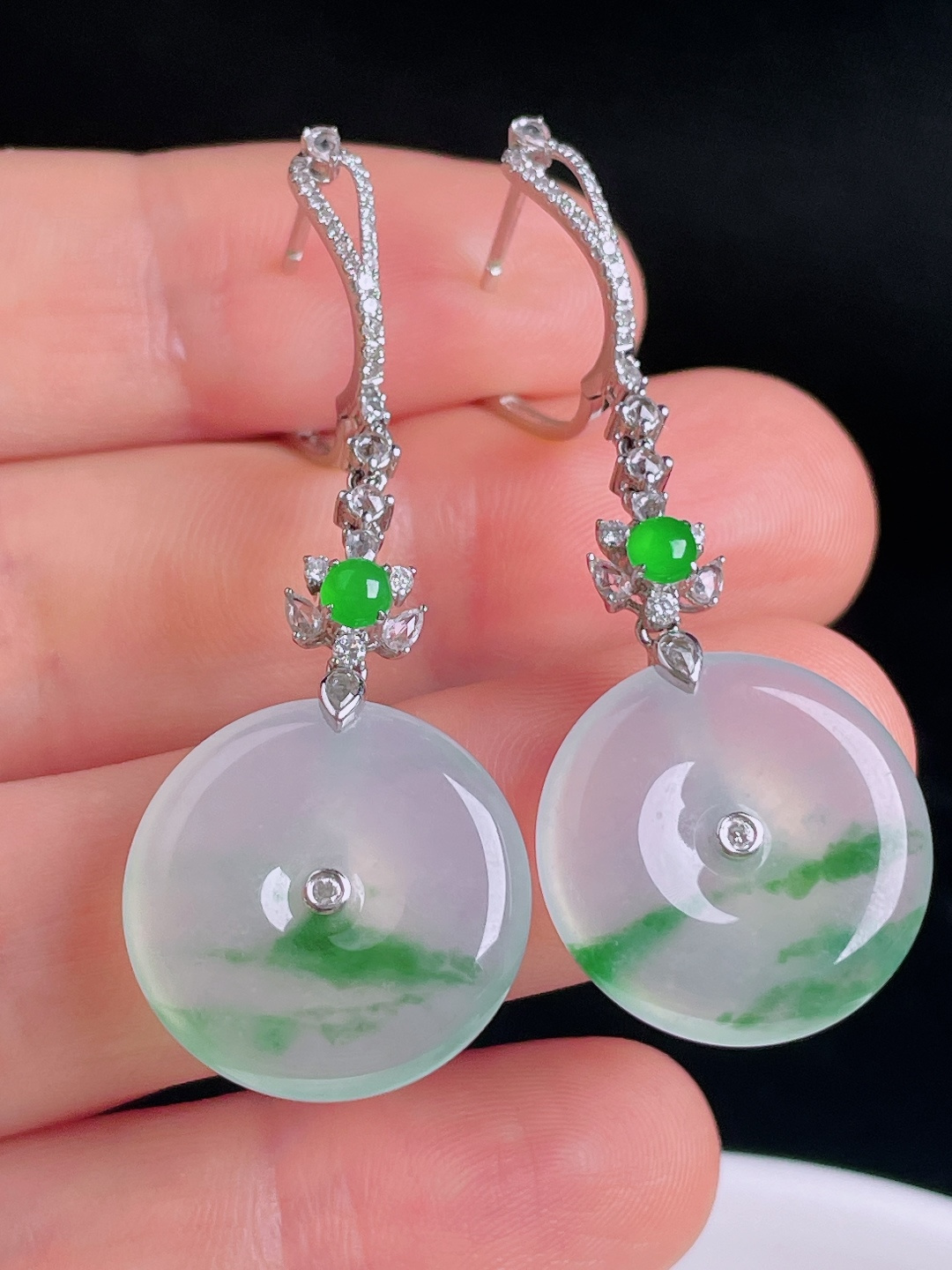 ️飘花耳坠，18k镶嵌，老种起光，细底通透，尺寸：45裸石18.6/4.8mm0917