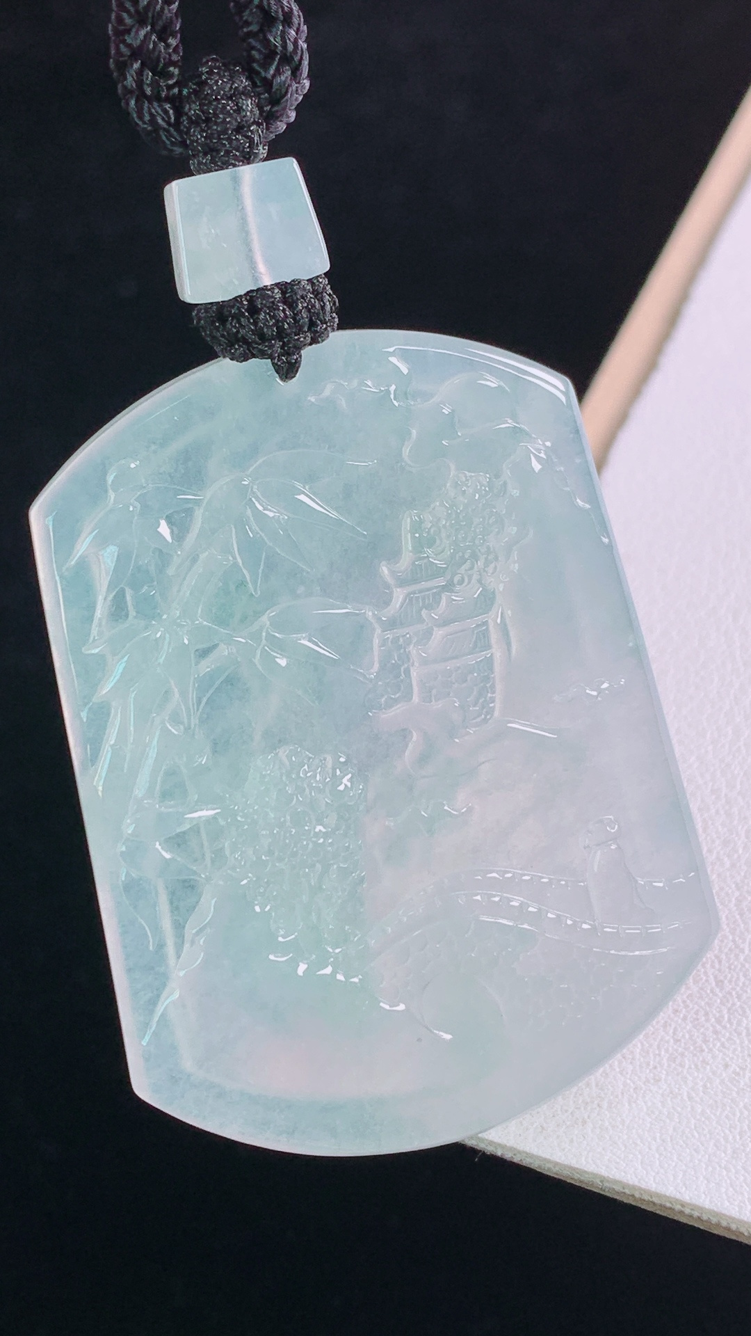️高品质 冰种山水牌 种水，清透起光，无裂，尺寸:52.4-39.5-5.3mm 14