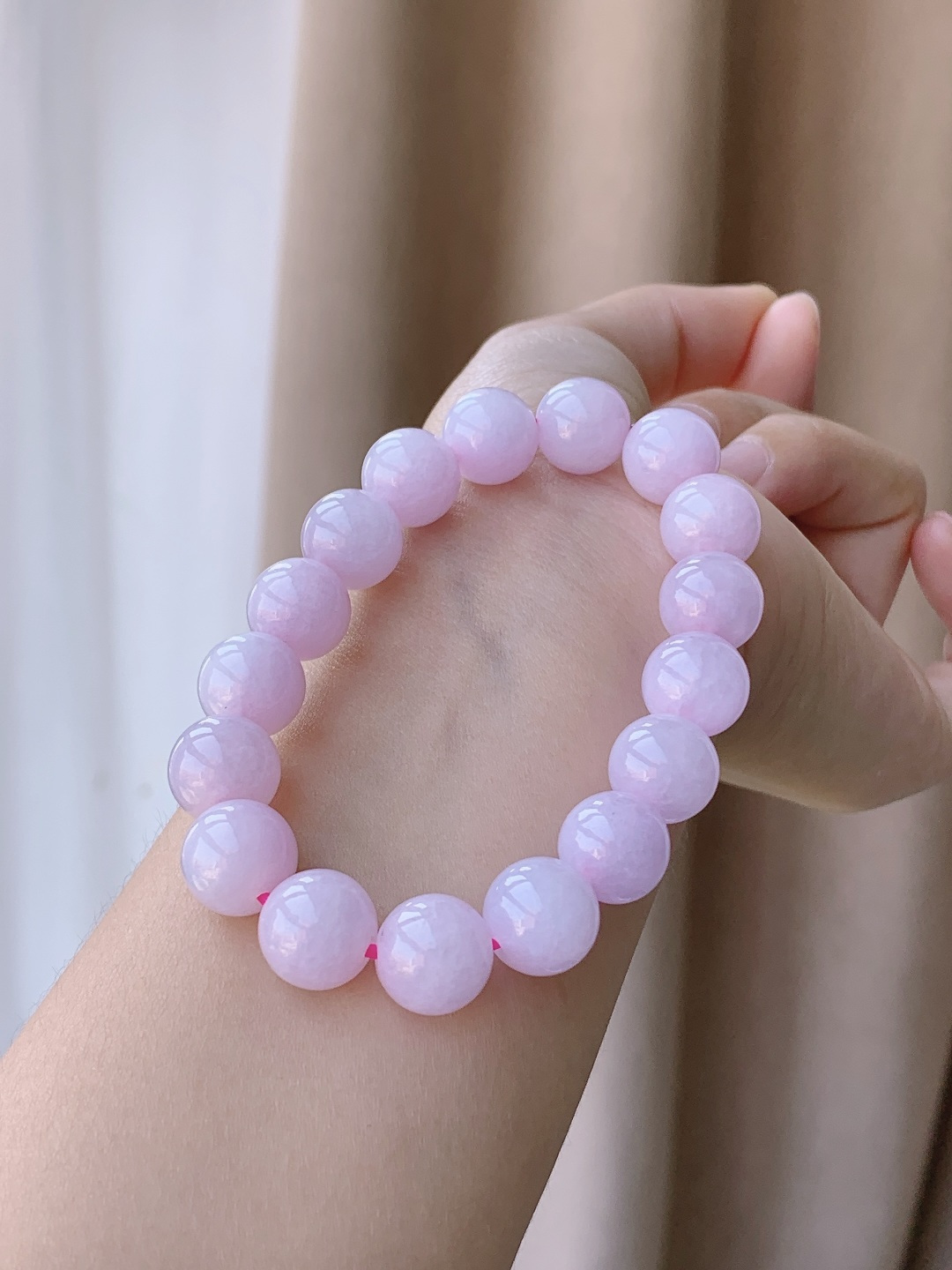 【珠子】手串圆珠珠子手串 【说明】缅甸 性比高 粉紫色 【尺寸】11.8mm 【重量】48.6克