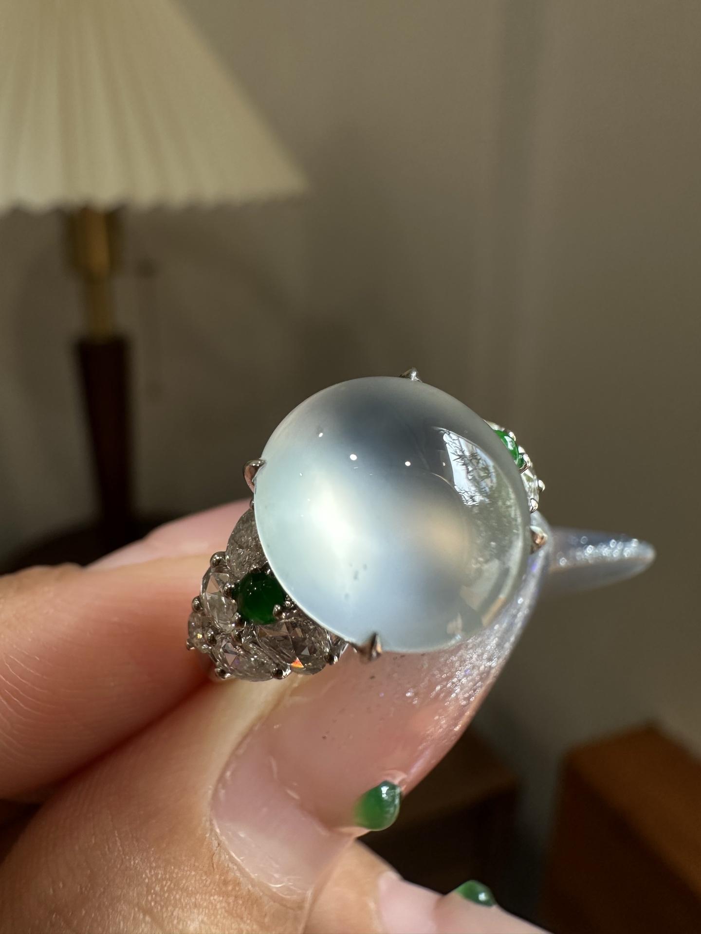 ️ 冰种玻蛋面四爪镶戒指