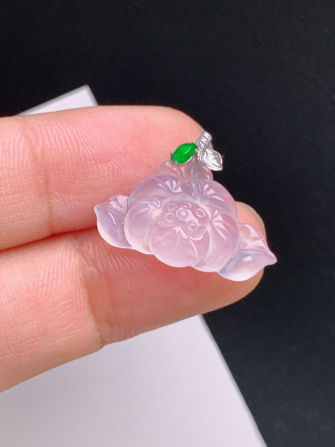 ️ 冰种荷花吊坠，莹润起胶，清雅脱俗，和和美美 裸石13.2-22.1-3.7 整体17.5 530914