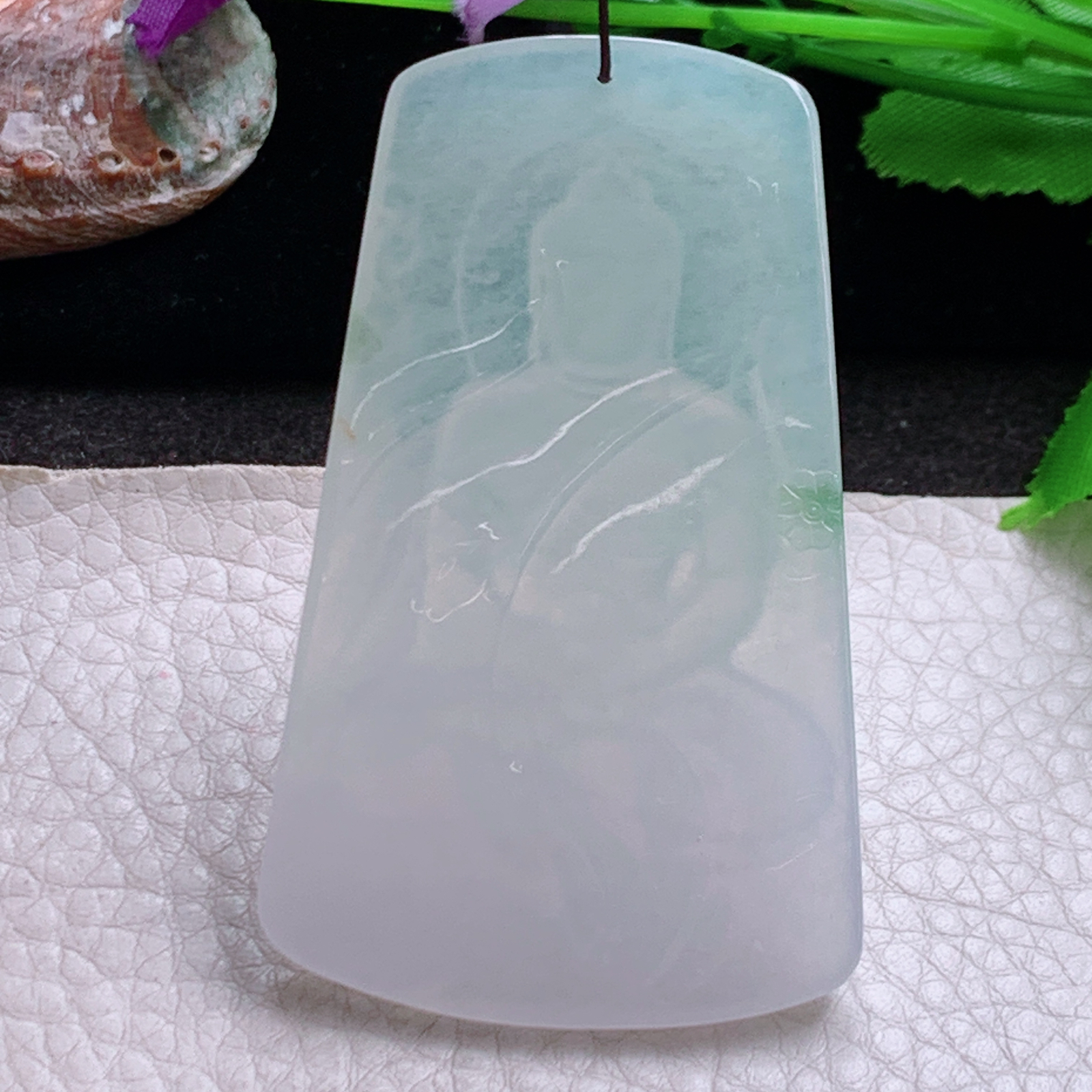 ktj实拍65*39*5.6缅甸翡翠精雕高品质清爽大日如来佛祖玉吊坠