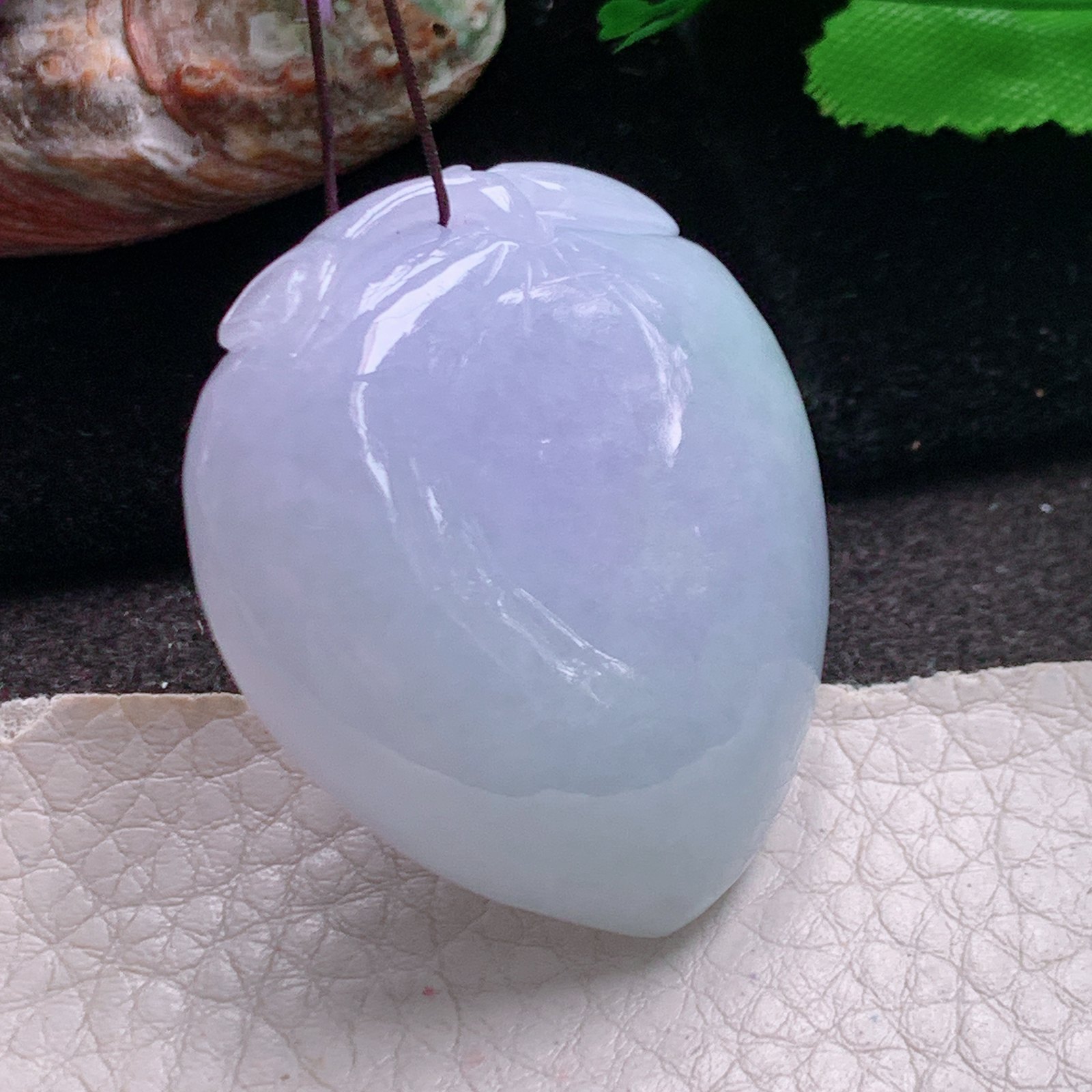 zen实拍41*38.6*13缅甸翡翠a货精雕饱满春带彩寿桃 桃子玉挂件 毛衣坠