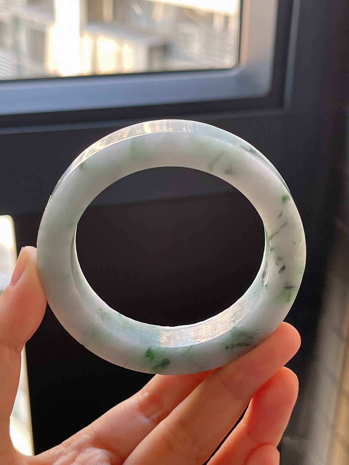 翡翠毛坯，⭕️正圈最大做56，最小做53.5