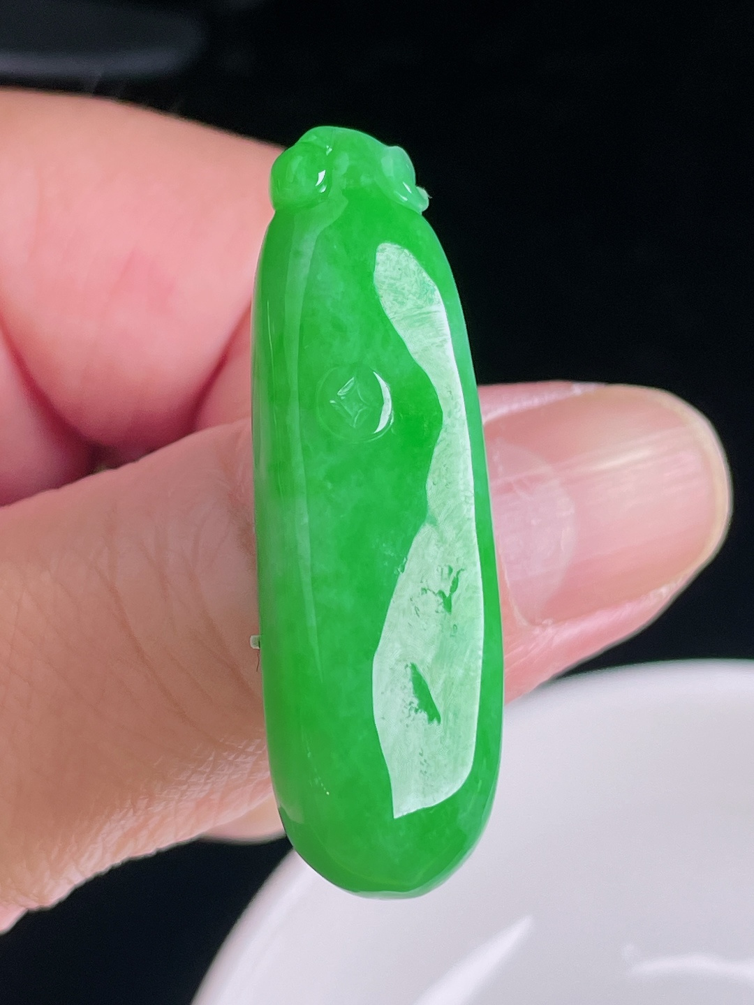 ️阳绿福瓜，老种起光，细底通透，尺寸：43.4/13/9mm0917