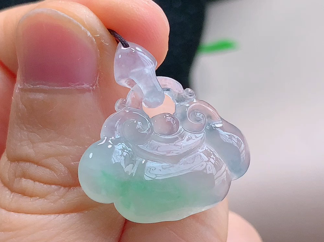 ️ 如意锁，无裂，尺寸24.4-23.8-5.1mm，包A附证书