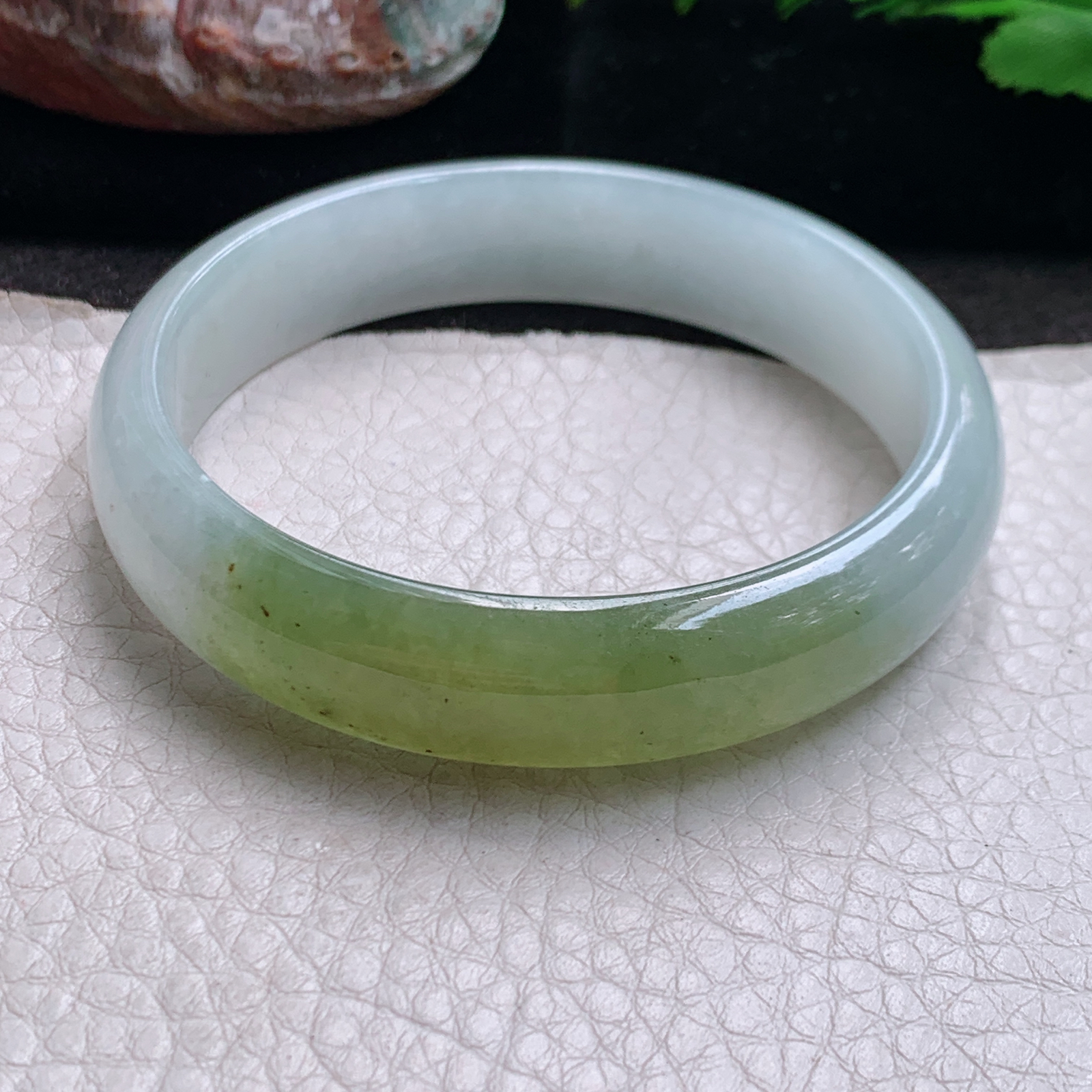 js自然光56.5*13.2*6.8招财镯 缅甸翡翠a货玉手镯冰双彩宽边玉手环