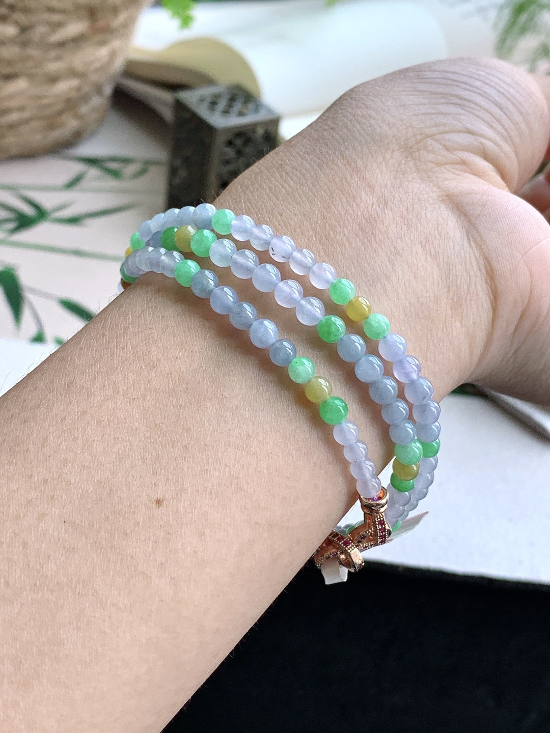 【珠子】️冰多宝珠链圆珠子珠链 【说明】缅甸 性比高 【尺寸】4.4mm，30cm 【重量】20克