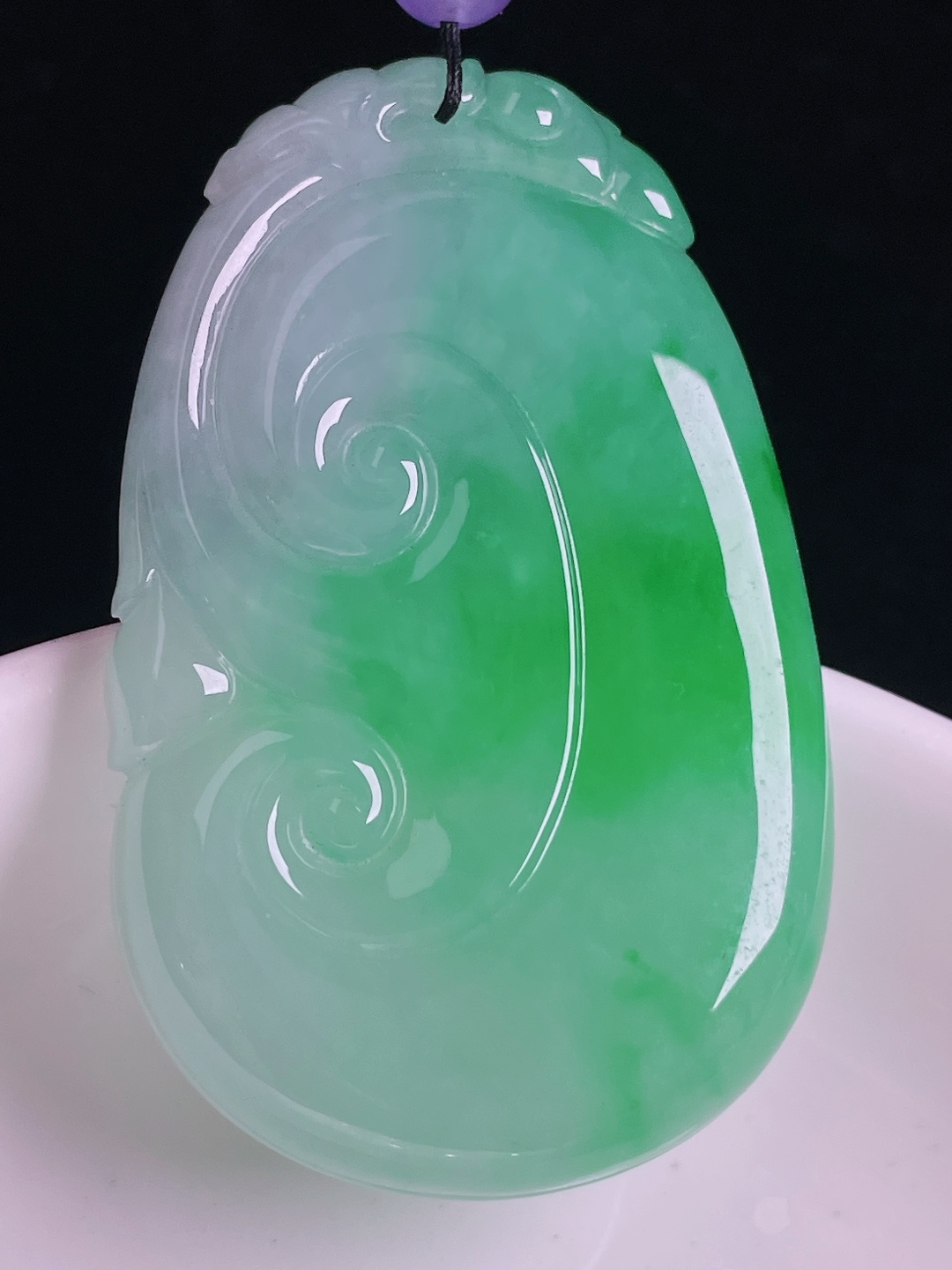 ️飘绿如意，老种起光，细底通透，尺寸：51.5/33/6.4mm0917