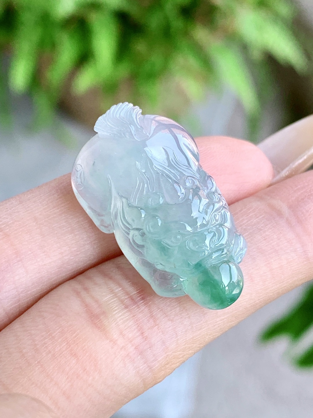 【裸石】🫧冰飘花貔貅吊坠 【说明】缅甸 性比高 厚装 【尺寸】28.8-17-9.6 【重量】8.5