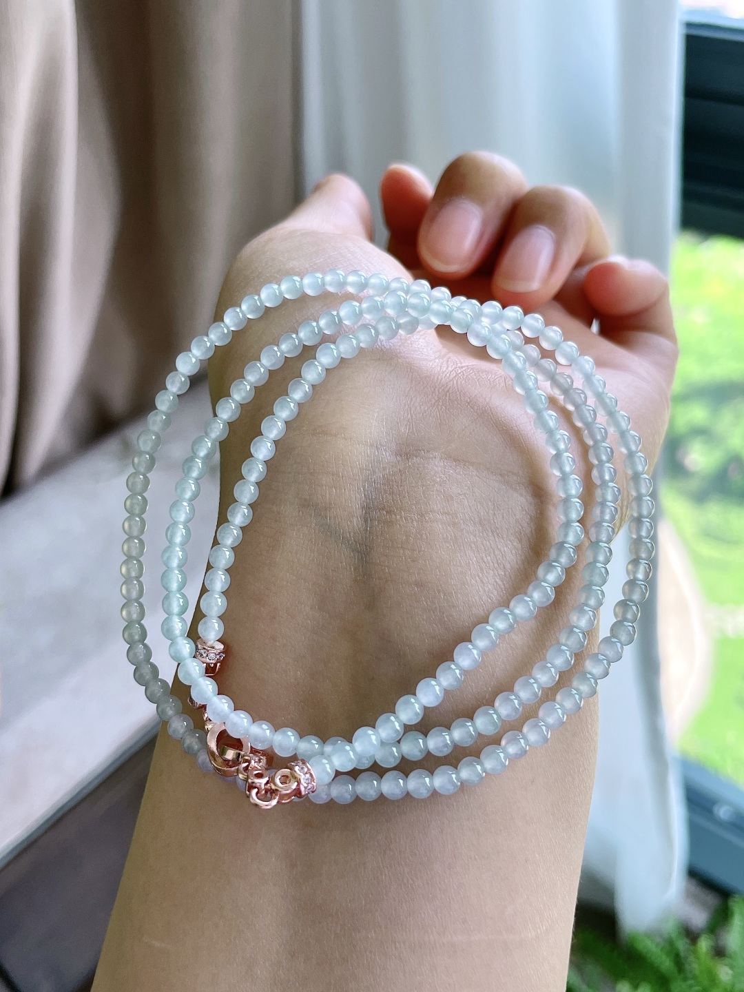 【珠子】白冰珠链圆珠珠子珠链 【说明】缅甸 性比高 【尺寸】3.6mm 33cm 【重量】15.6克