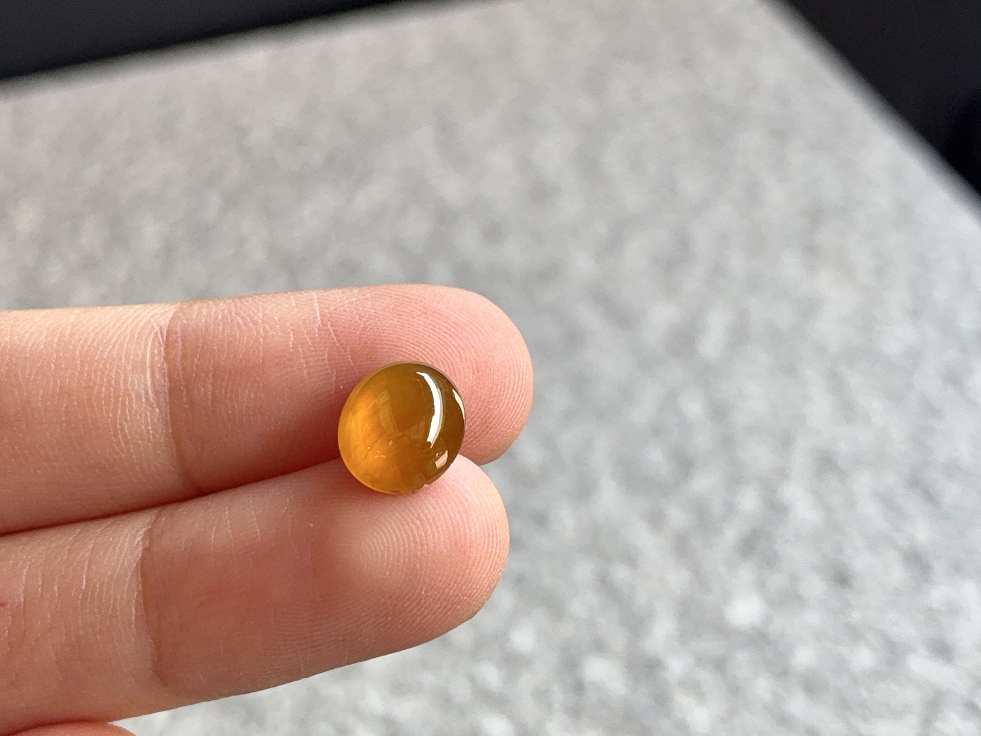 ️ 【黄翡蛋面】 尺寸：8.8×7.5×3