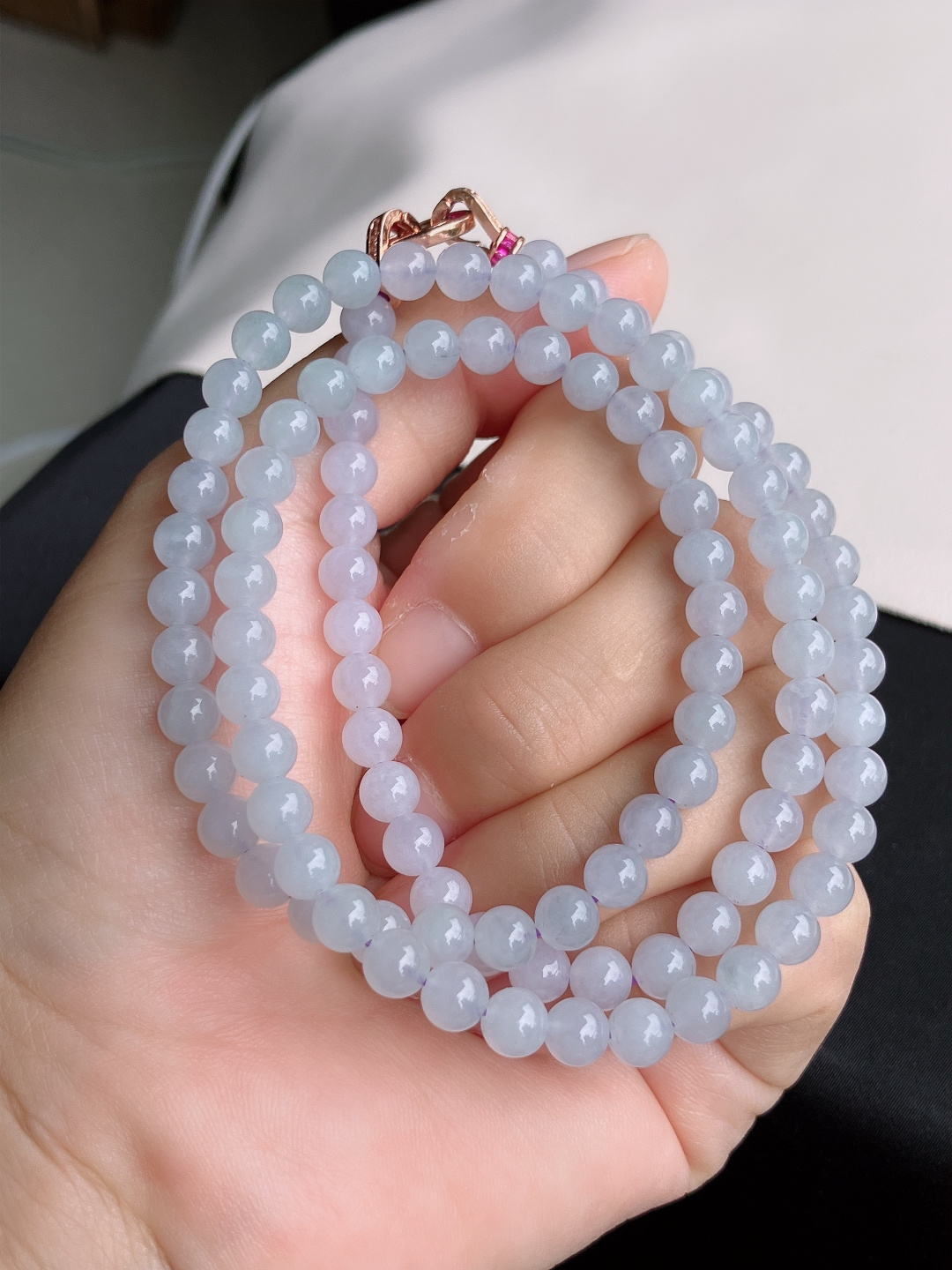️，底色项链，晶莹剔透，尺寸5.8/3圈半，自然光实拍